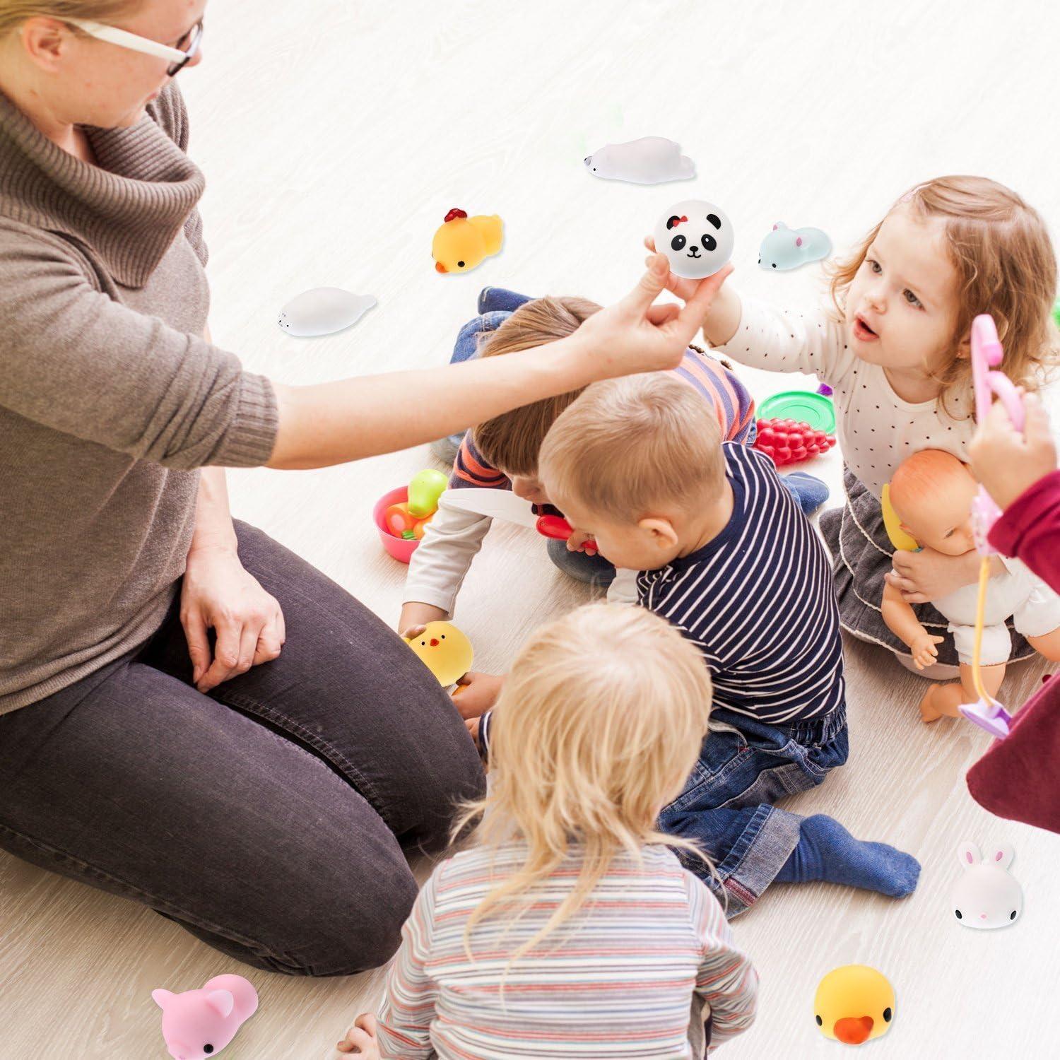UMEELR 28 Juguetes Squishies Mochi con Tarjetas para Niños