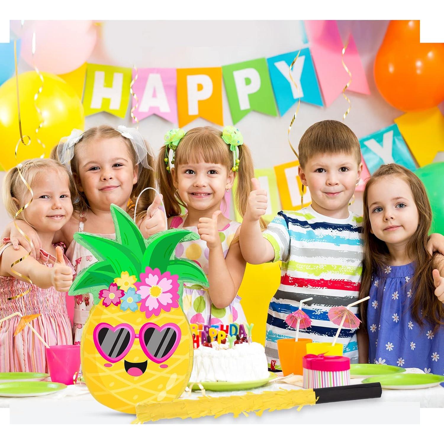 Piñata de Piña Threan 42x28.5 cm con Bate y Venda