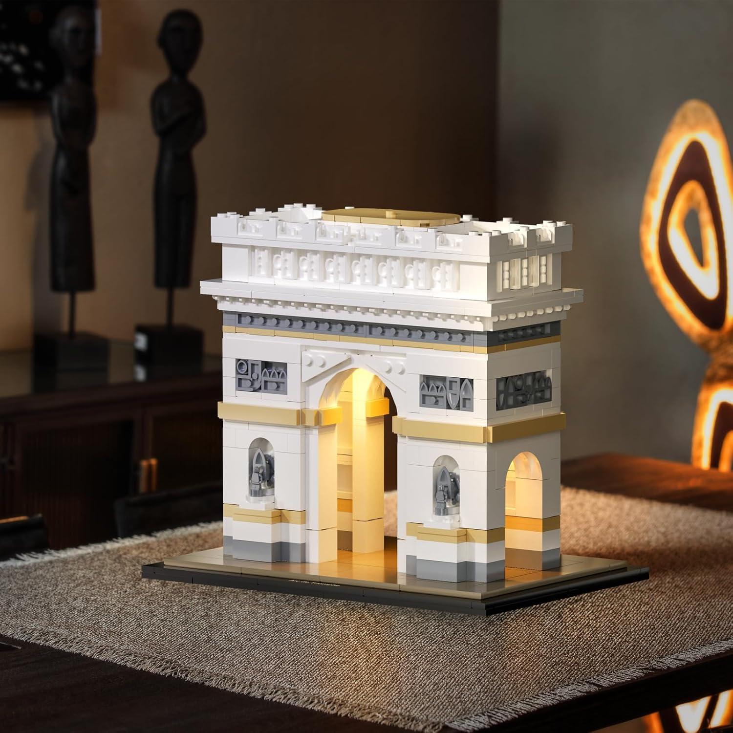 Conjunto de Edificio Arc de Triomphe itshWOee con Luces