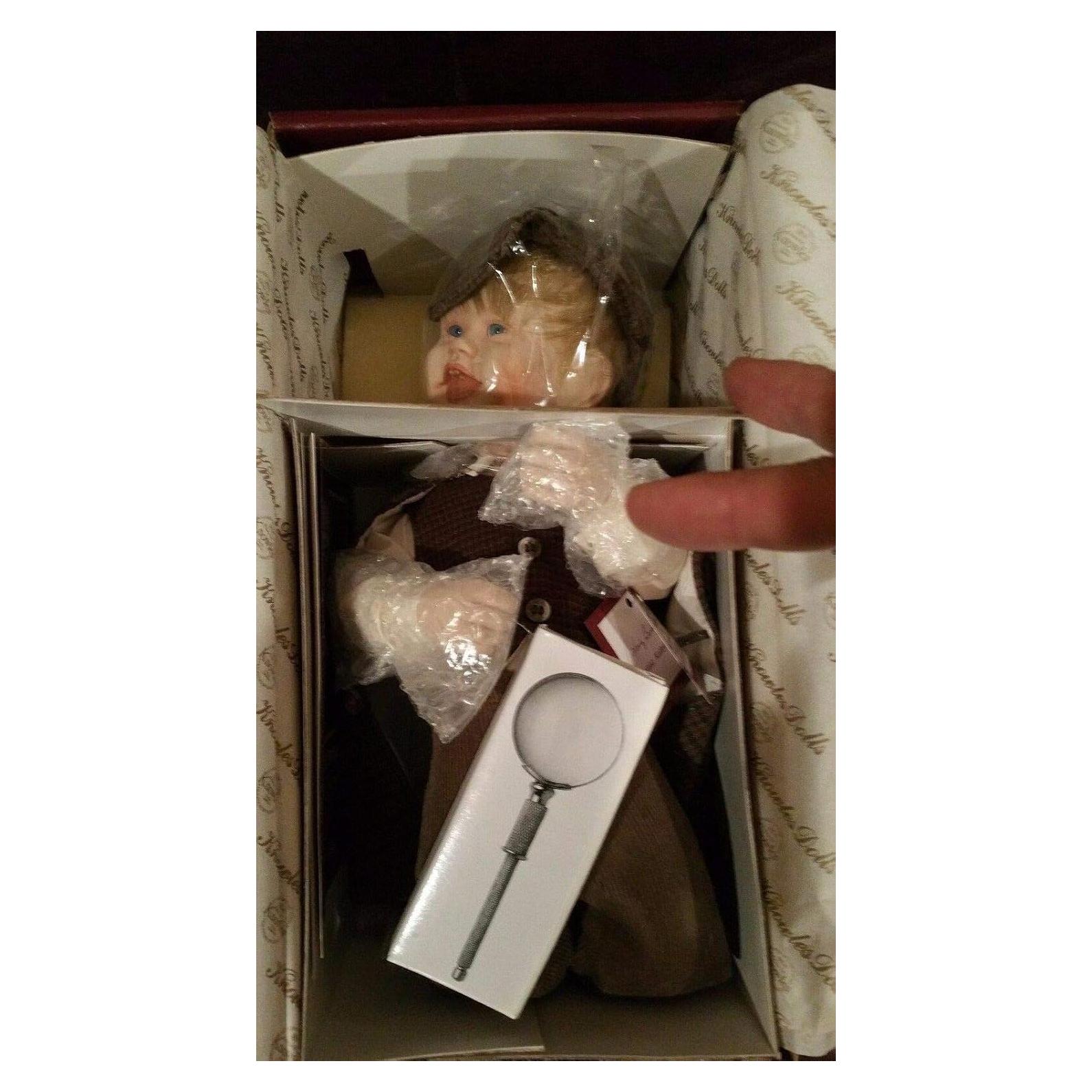 Figurita de Porcelana Pequeña Sherlock Kathy Barry 12 cm