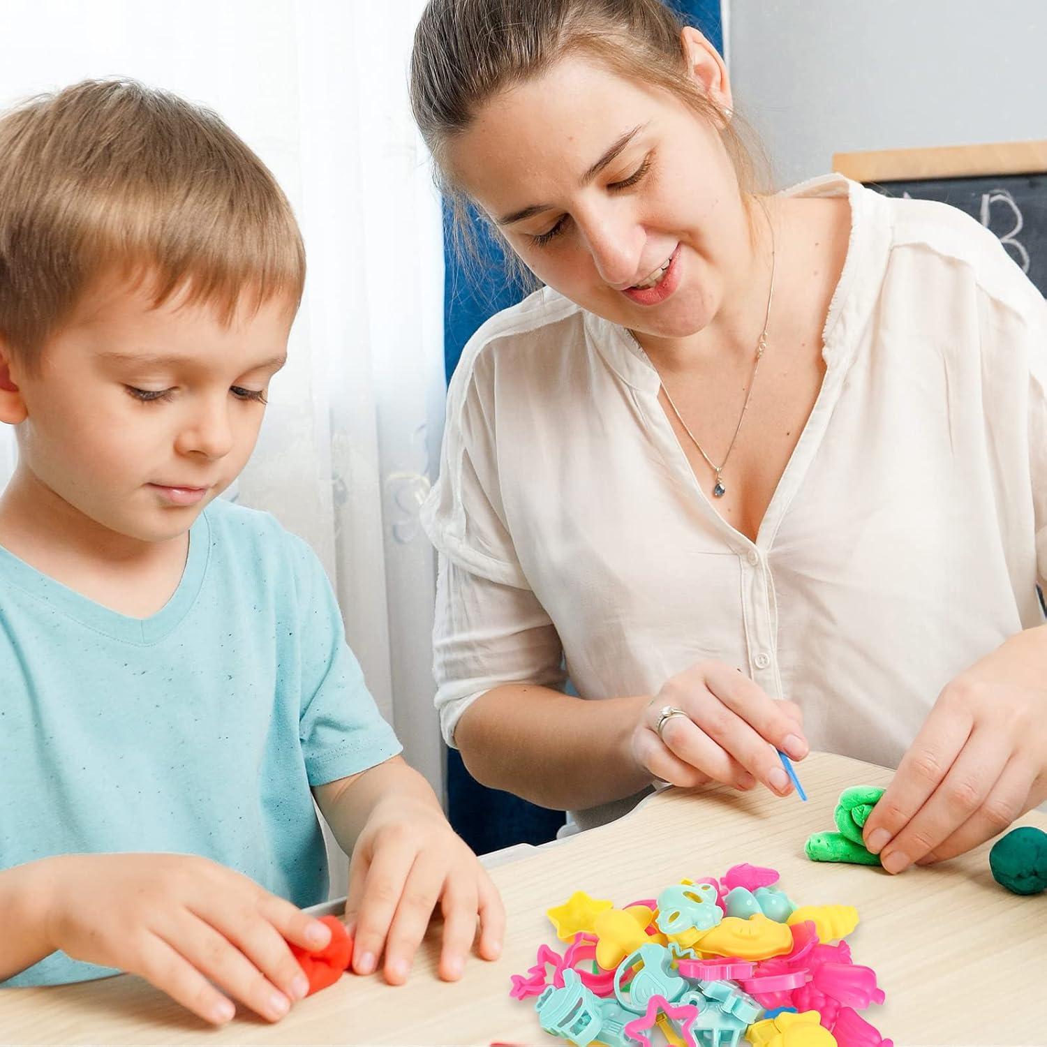 Set de 40 Herramientas de Plastilina HyDren - Cortadores Coloridos