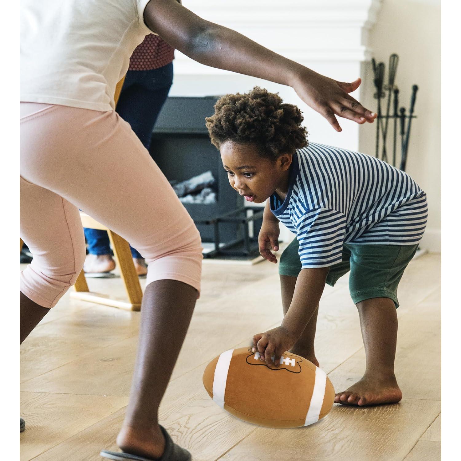 Pelota de Fútbol de Peluche DolliBu 15 cm Suave y Esponjosa