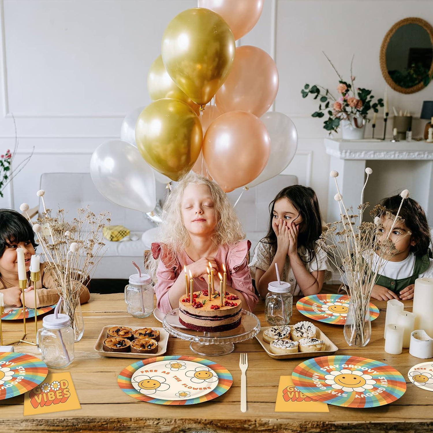 Set de Vajilla de Cumpleaños Groovy Horchen 98 Piezas para 24 Invitados