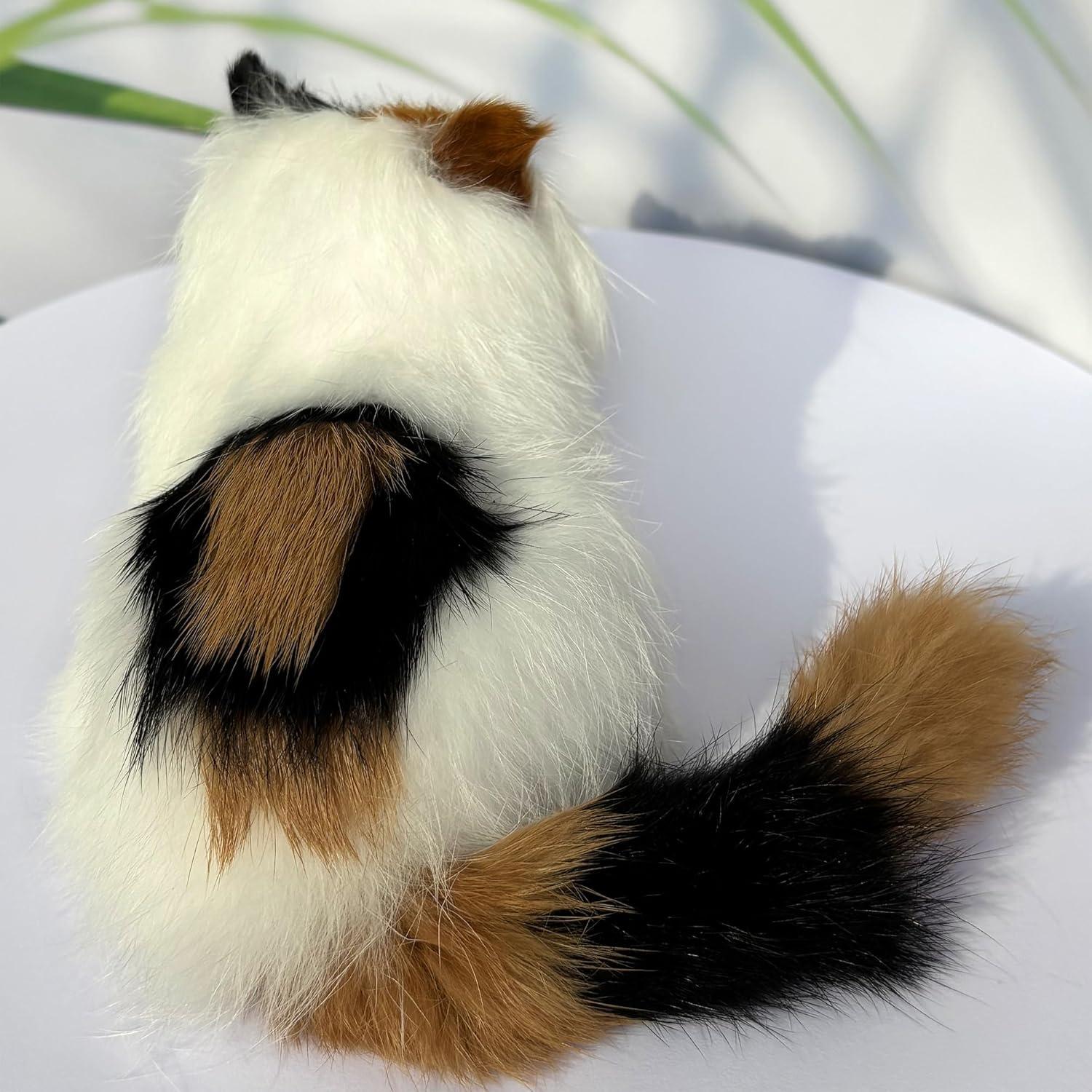 Figurita Gato Calico Bebé Realista Basuo-9Q 17.95cm Decorativa