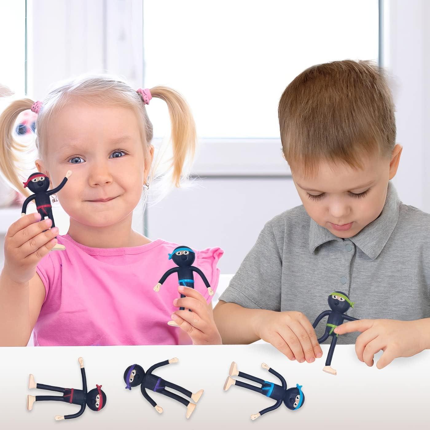 Set de 12 Figuras de Ninja Flexibles ArtCreativity 10 cm