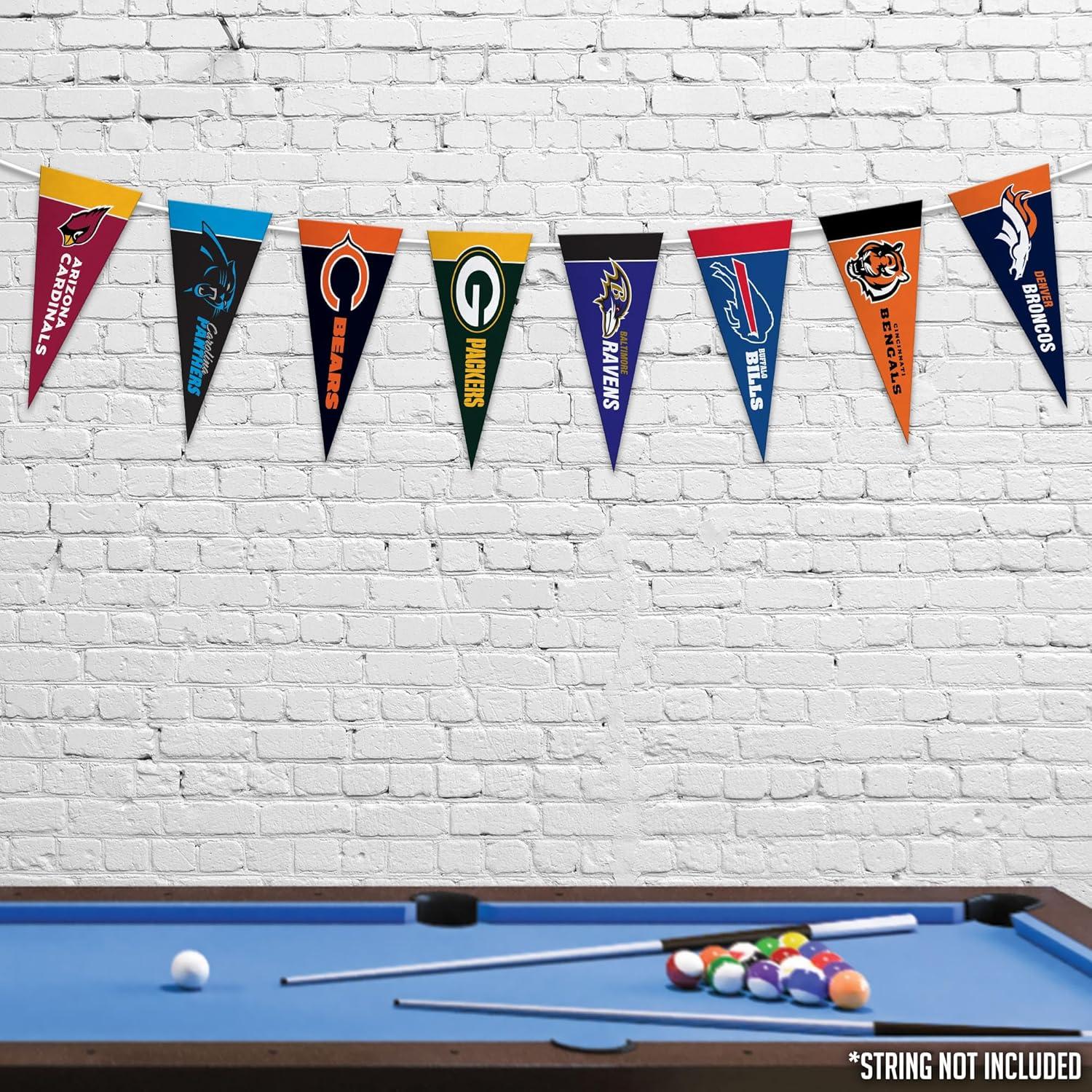 Conjunto de Mini Banderas de Fieltro Rico NFL 4" x 9"