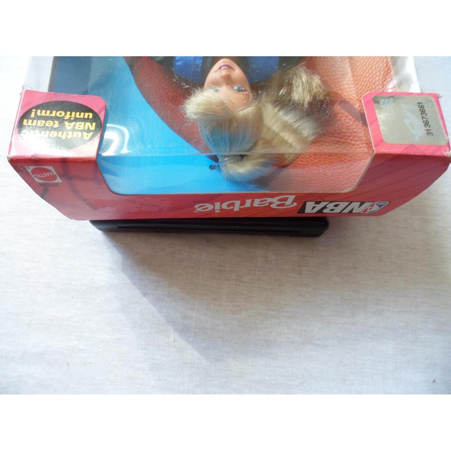 Muñeca Barbie NBA New York Knicks Mattel 32.77x17.02cm