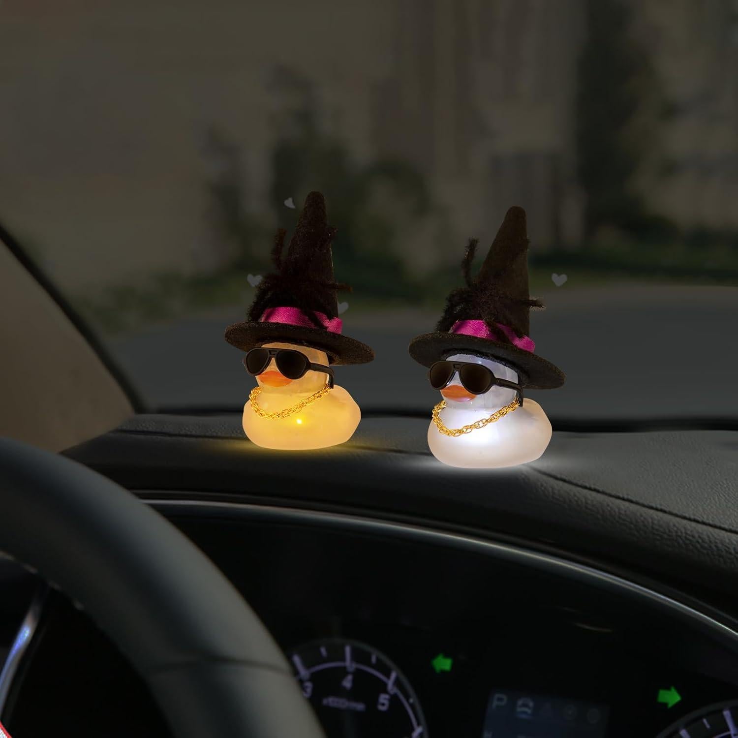 Pato de Goma Halloween Wonuu con Luz Amarilla y Accesorios