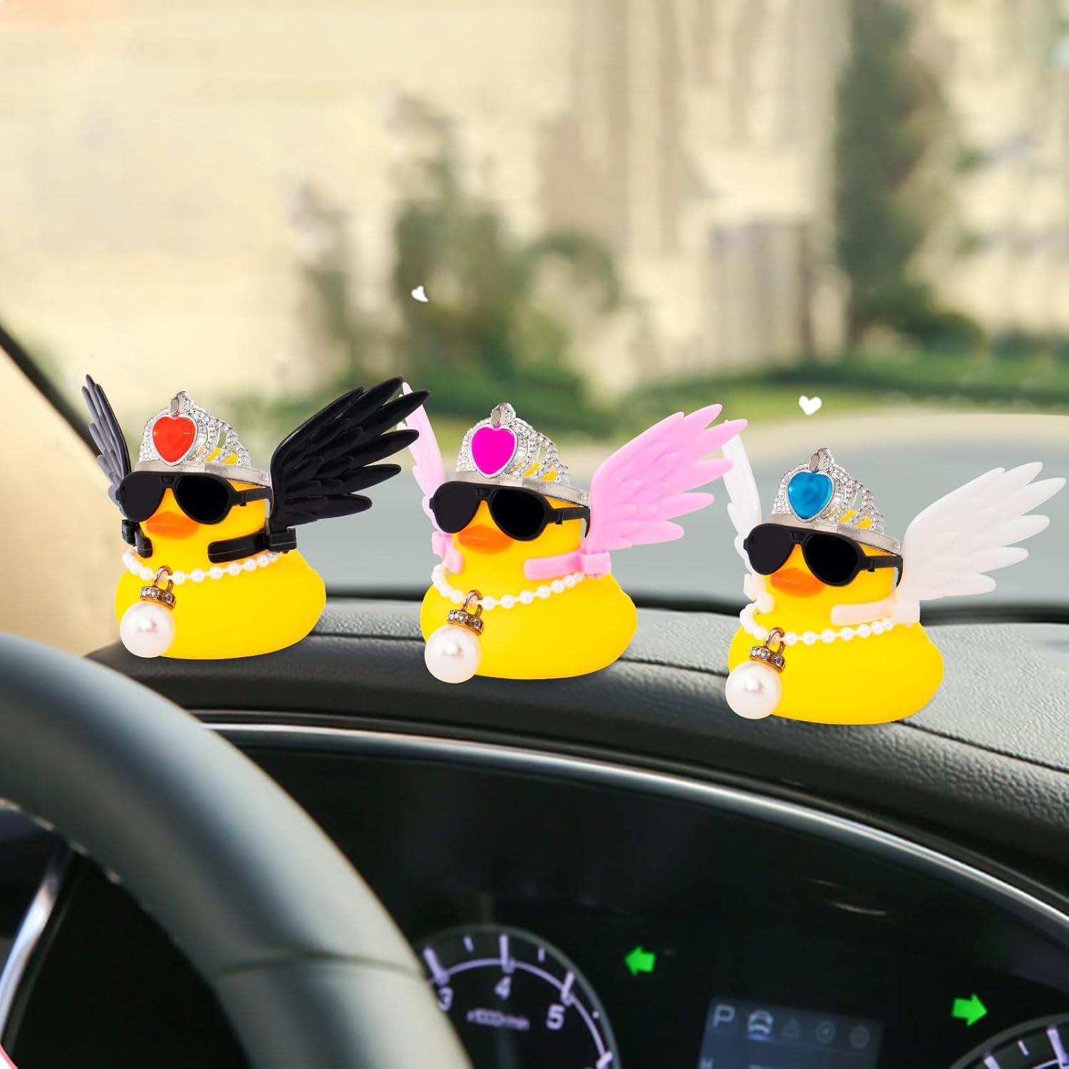 Patito de Coche Decorativo Wonuu con Gafas y Alas 6cm