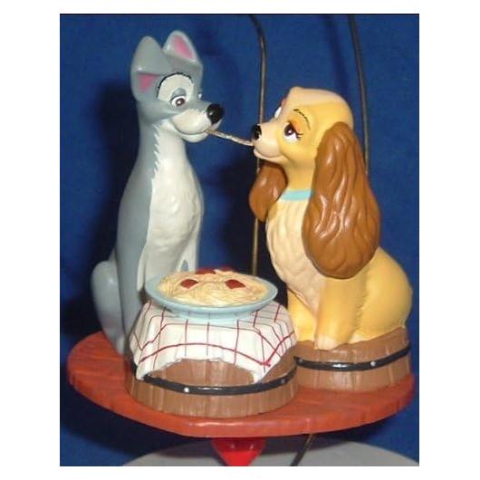 Figurita Hallmark Dama y el Vagabundo Cena de Espagueti 2003