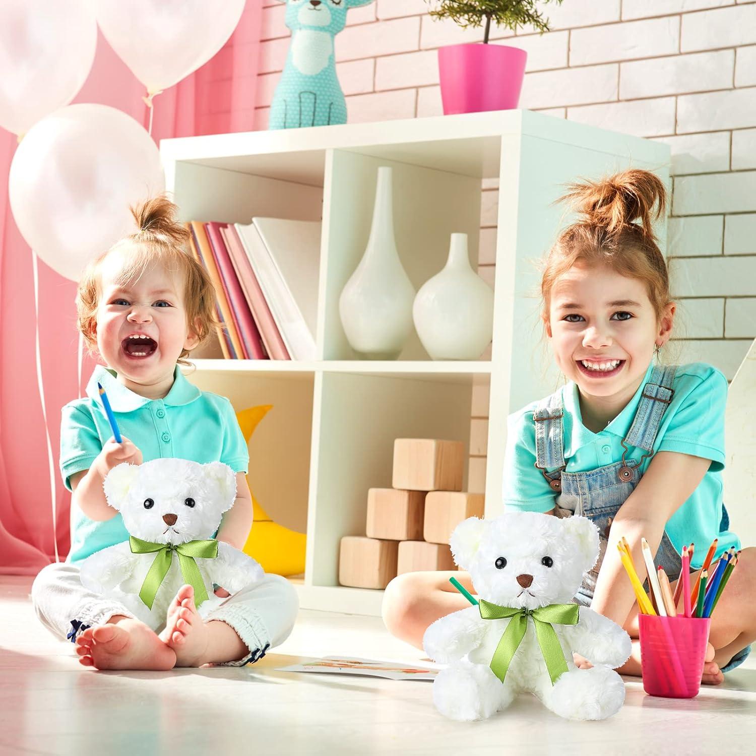 24 Ositos de Peluche Blancos Hungdao 25 cm con Lazo Verde