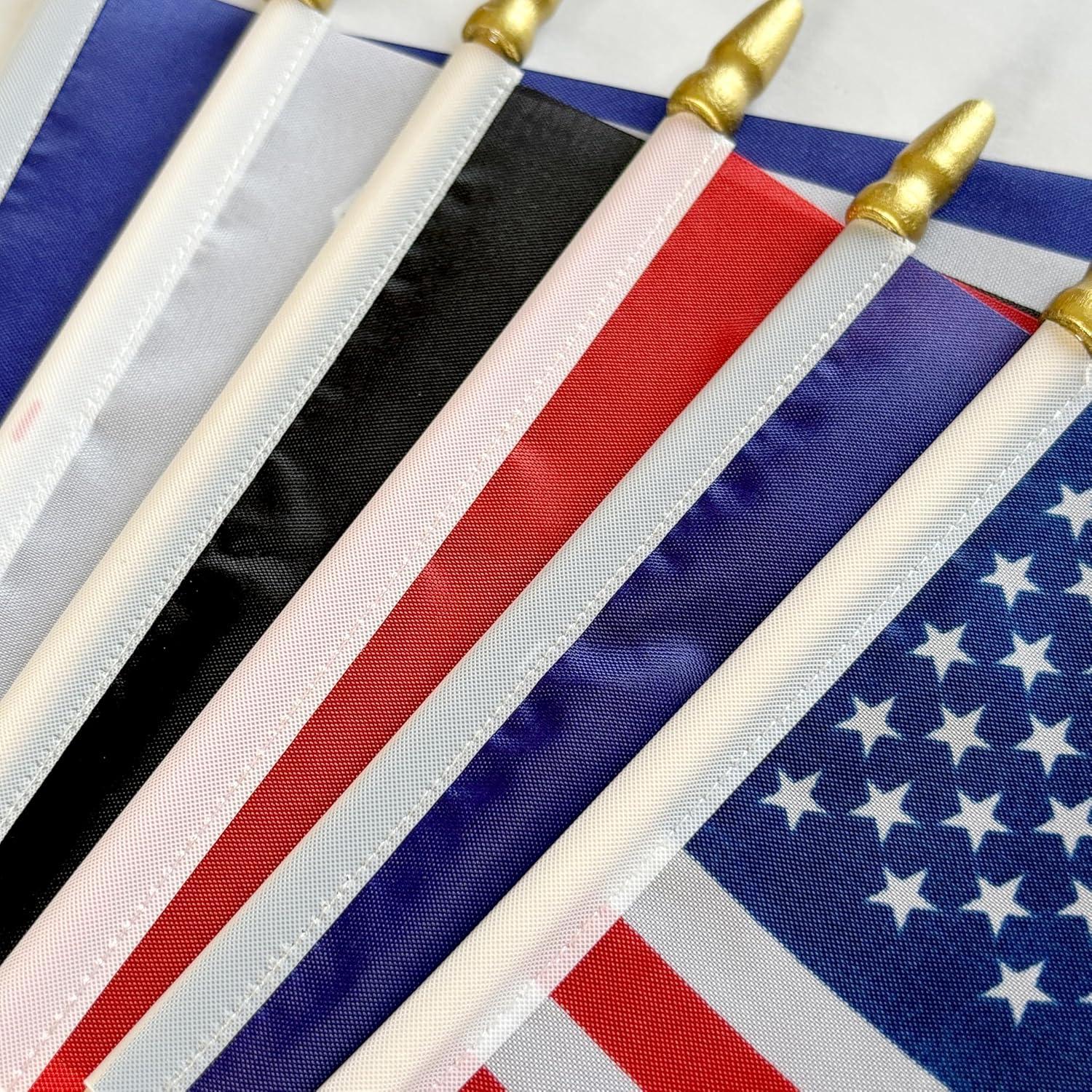 Conjunto de 22 Banderas Militares LyButty 14x20.8 cm