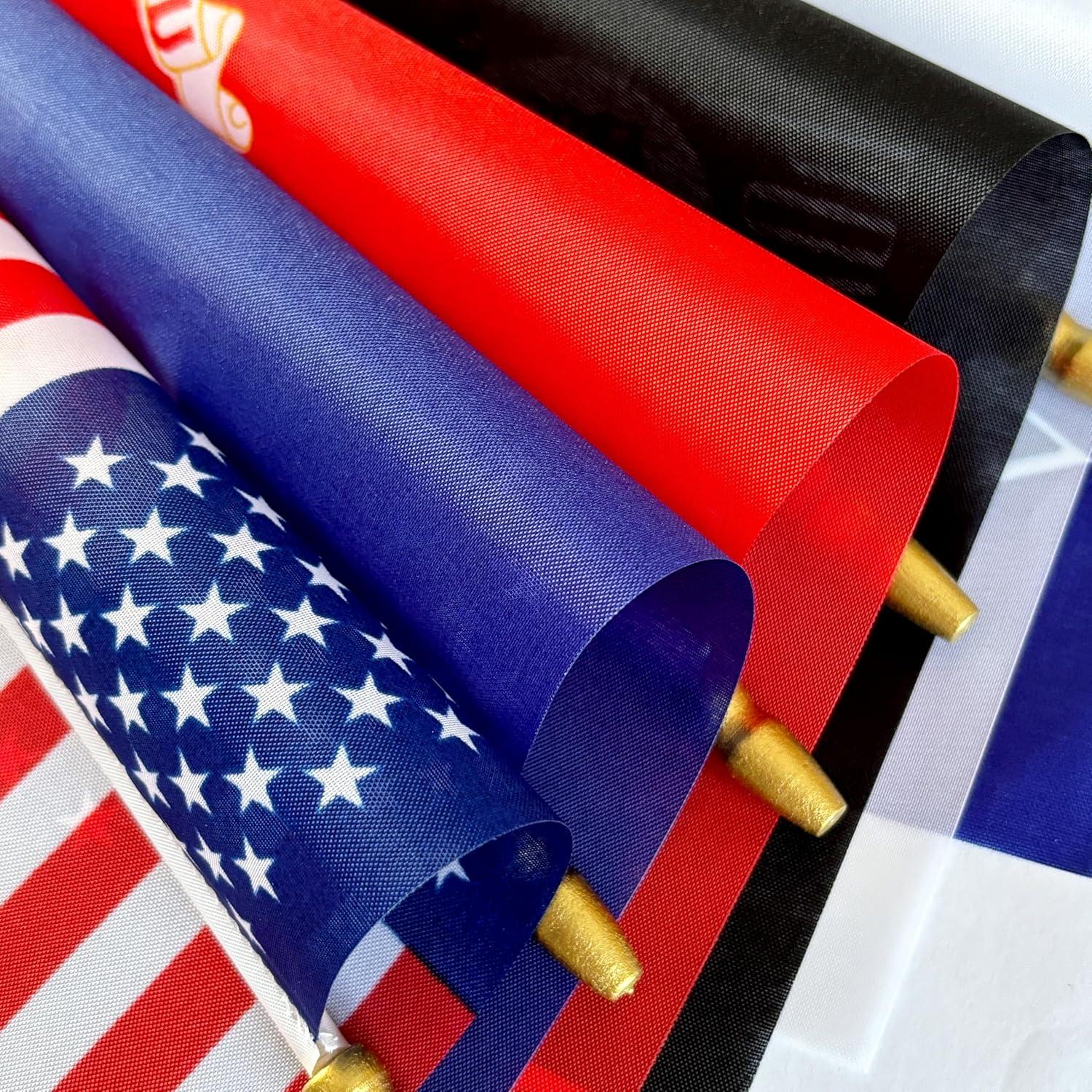 Conjunto de 22 Banderas Militares LyButty 14x20.8 cm