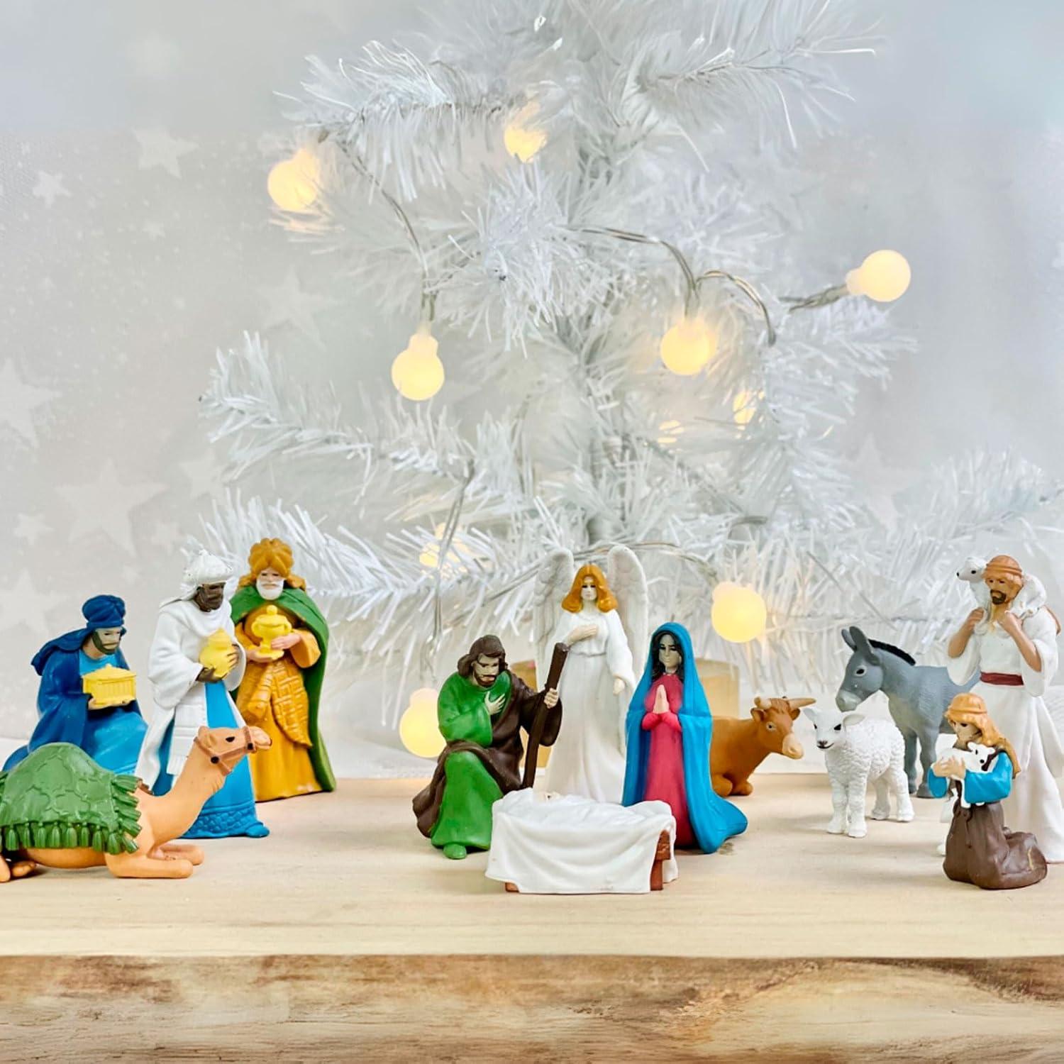 Safari Ltd. Super TOOB Natividad - 13 Figuras Pintadas a Mano