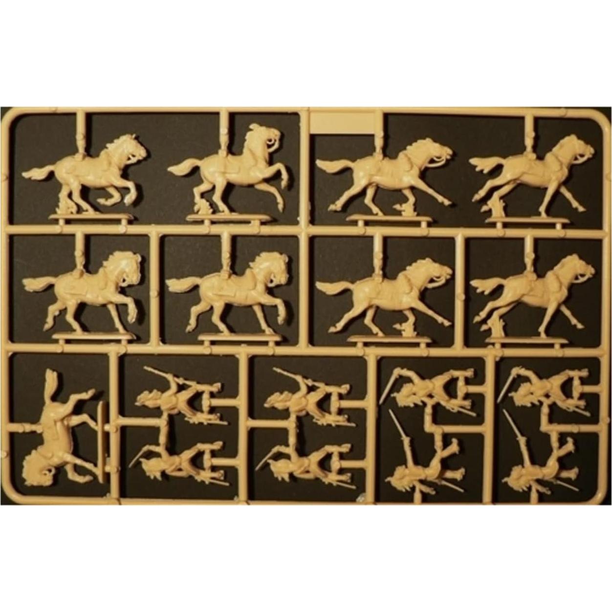 Kit de Modelismo Italeri Dragones Franceses 1:72 - 17 Piezas