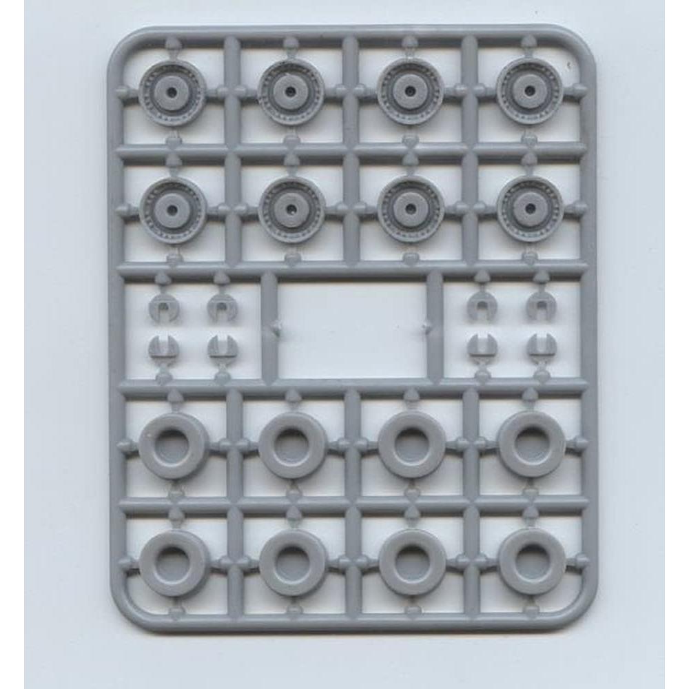 Micro Mill MKR48-012 Modelo Plástico BTR-60PB 1/48 Ejército Soviético