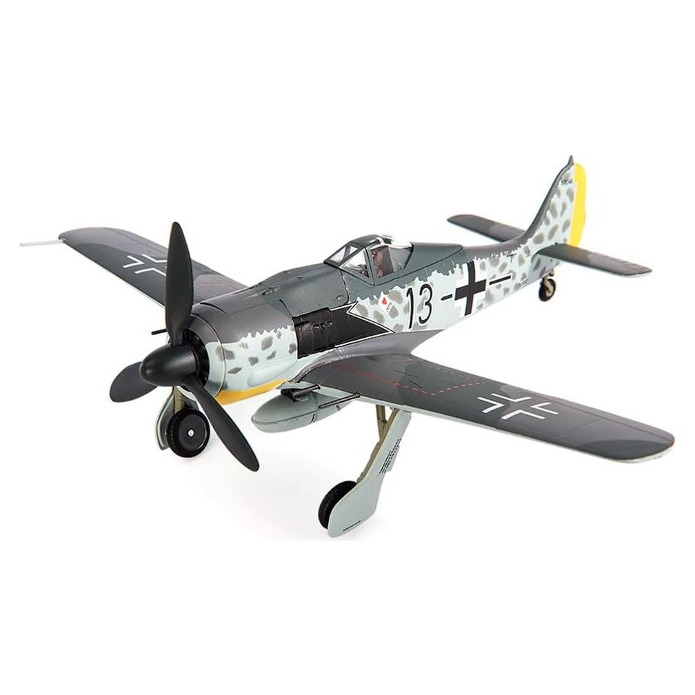 Réplica FW 190A-8 Luftwaffe 1:72 JC Wings - Detalles Realistas