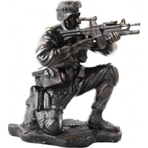 Figurita de Colección Héroe Militar Pacific Giftware 13.34cm