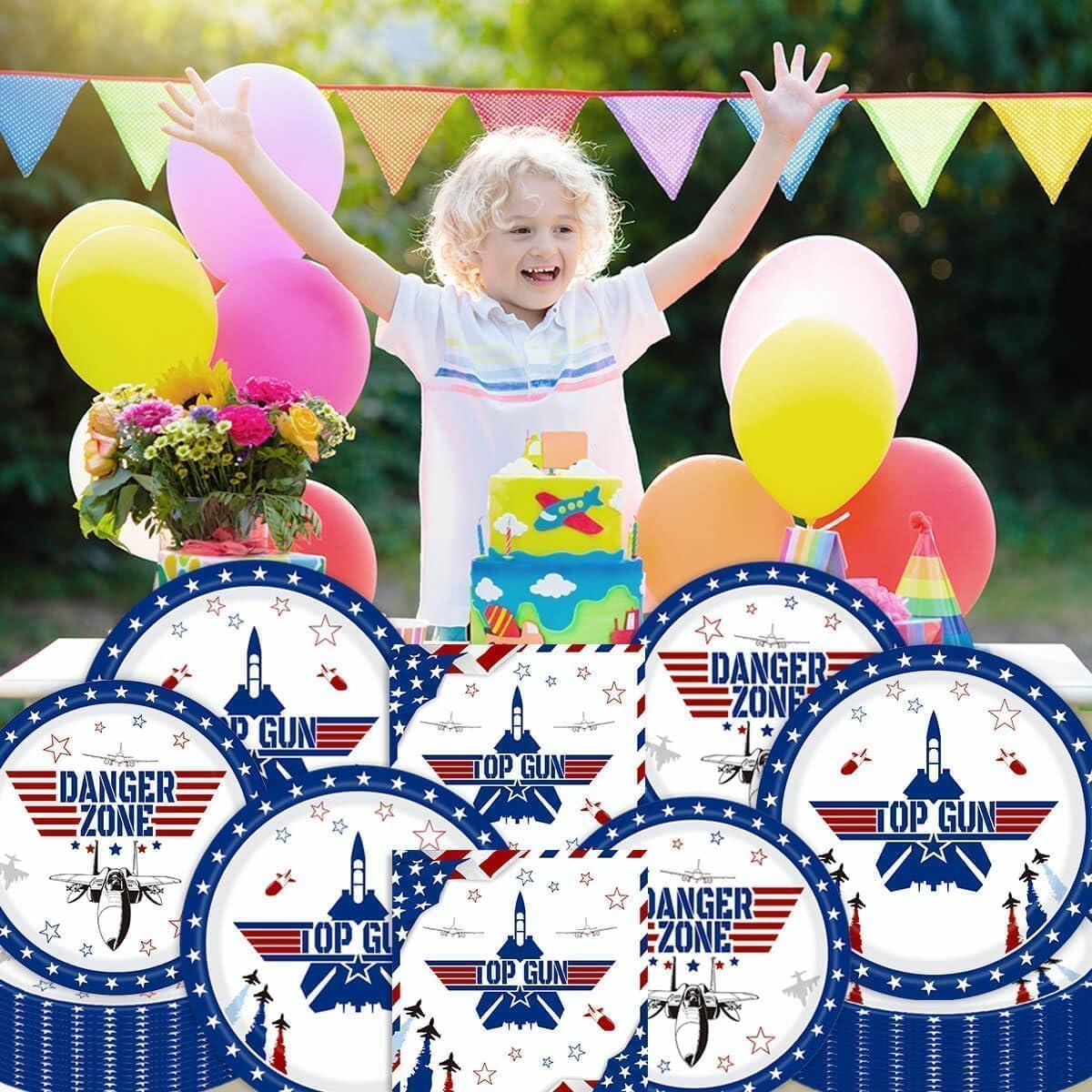 Juego de Vajilla de Fiesta Aysimple Jet de Combate 96 Piezas