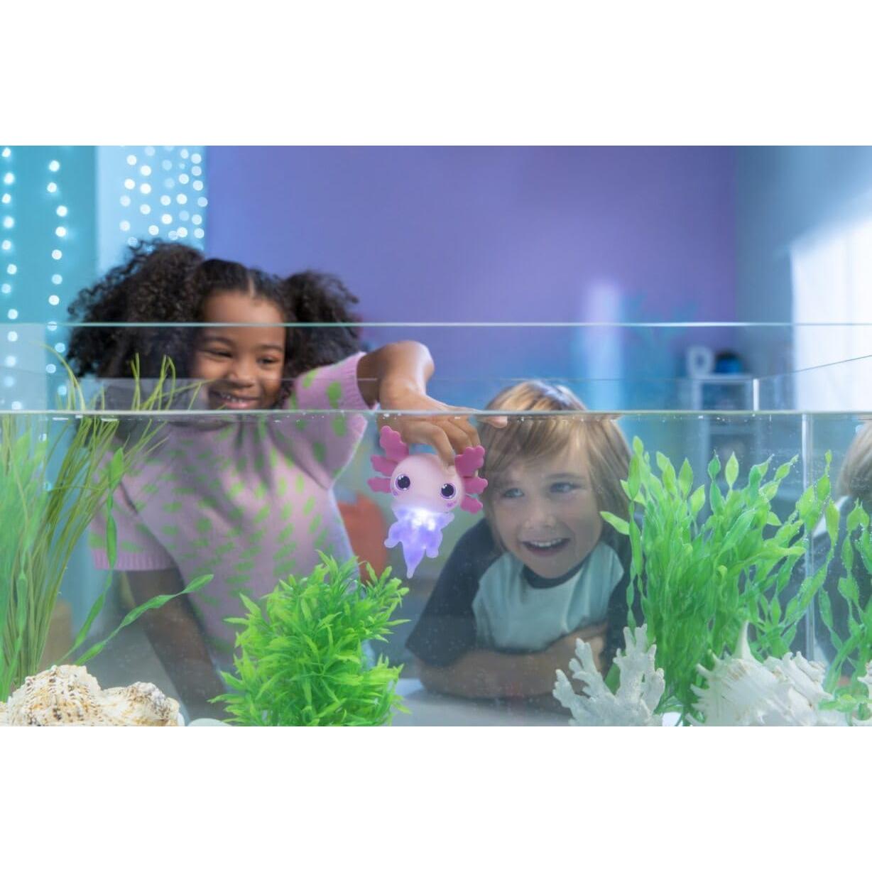 Axolote Let's Glo Rosa Goliath - Juguete Interactivo Acuático