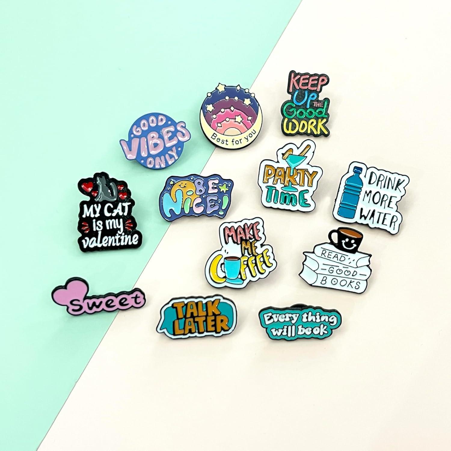 Conjunto de 12 Pines de Esmalte NingLang para Ropa y Mochilas