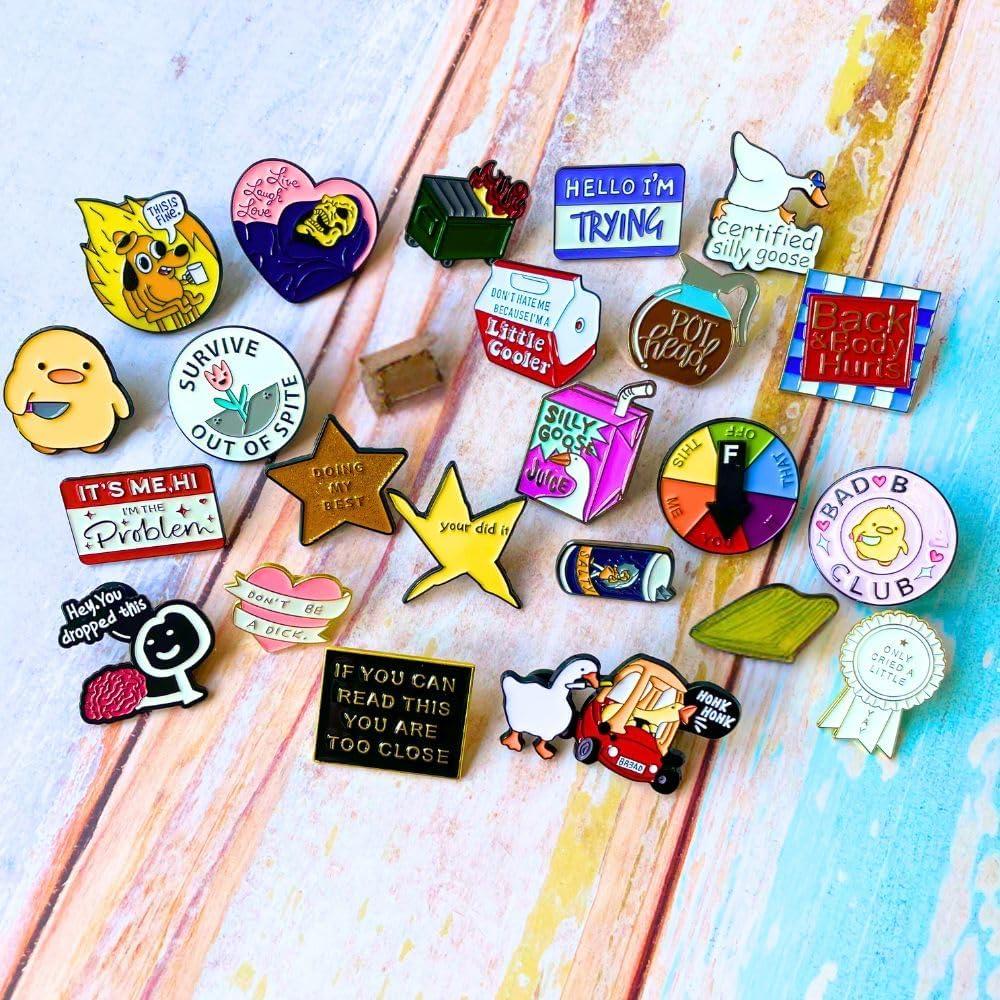 Conjunto de 25 Pines de Esmalte Divertidos YJ PREMIUMS