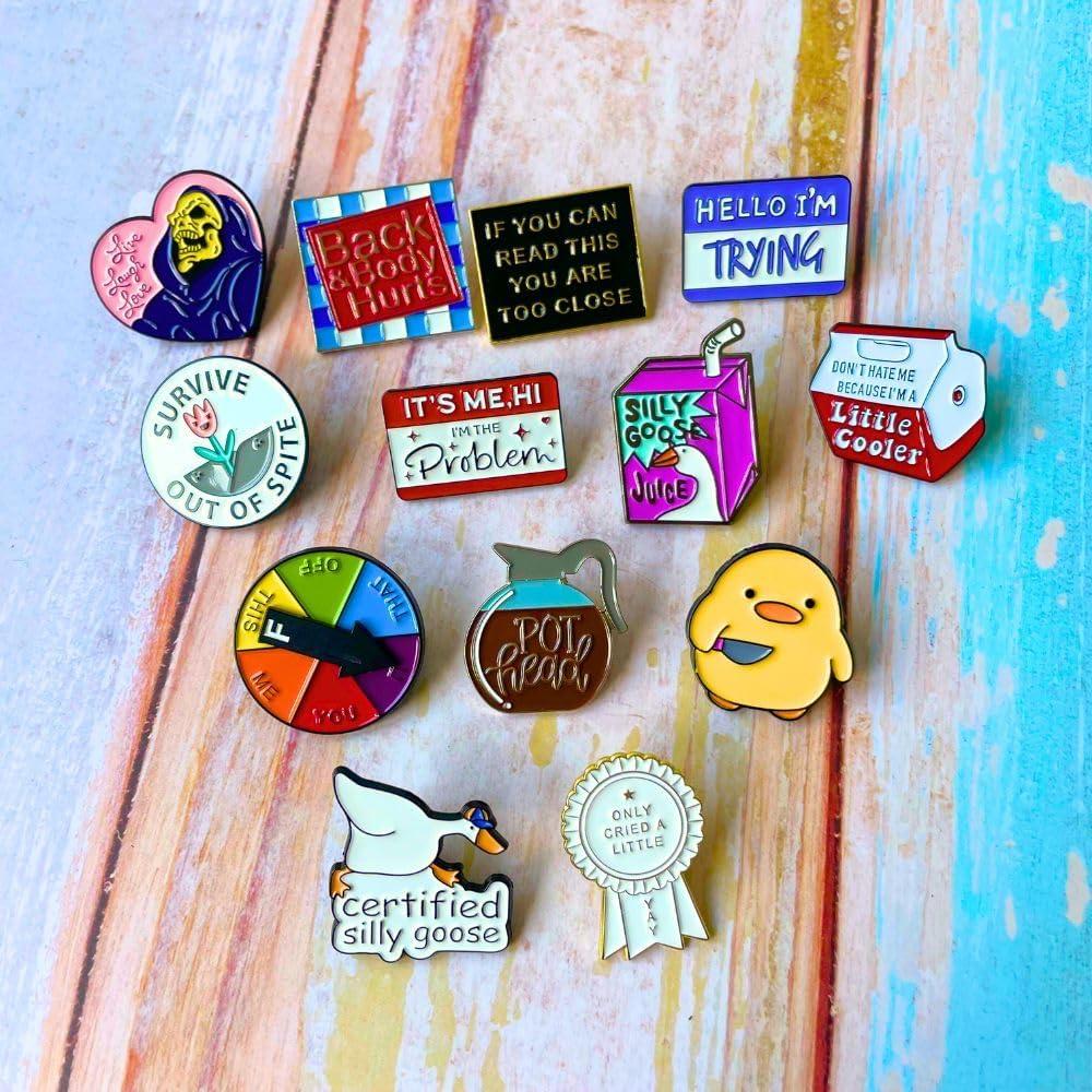 Conjunto de 25 Pines de Esmalte Divertidos YJ PREMIUMS