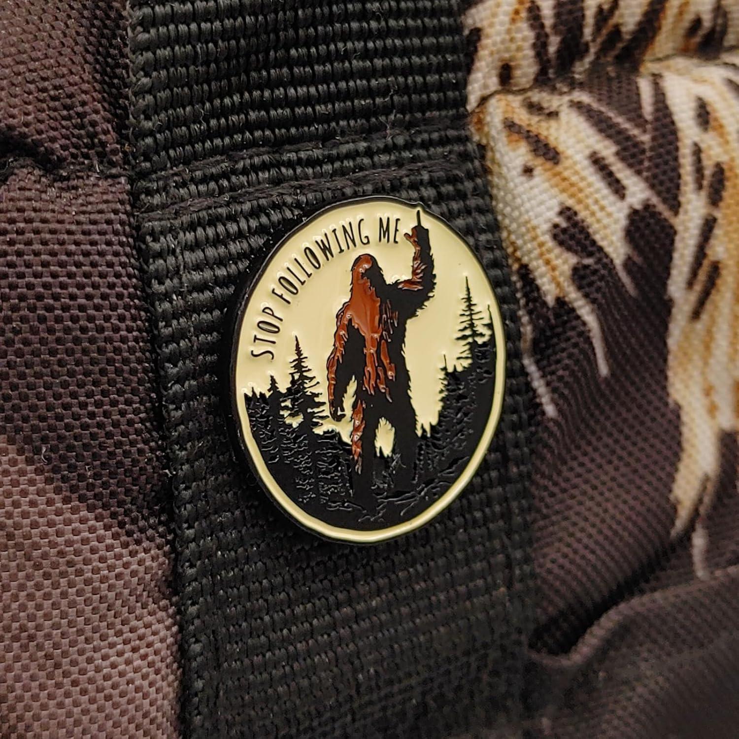 Pin de Solapa de Esmalte Bigfoot - Accesorio Unisex Adulto