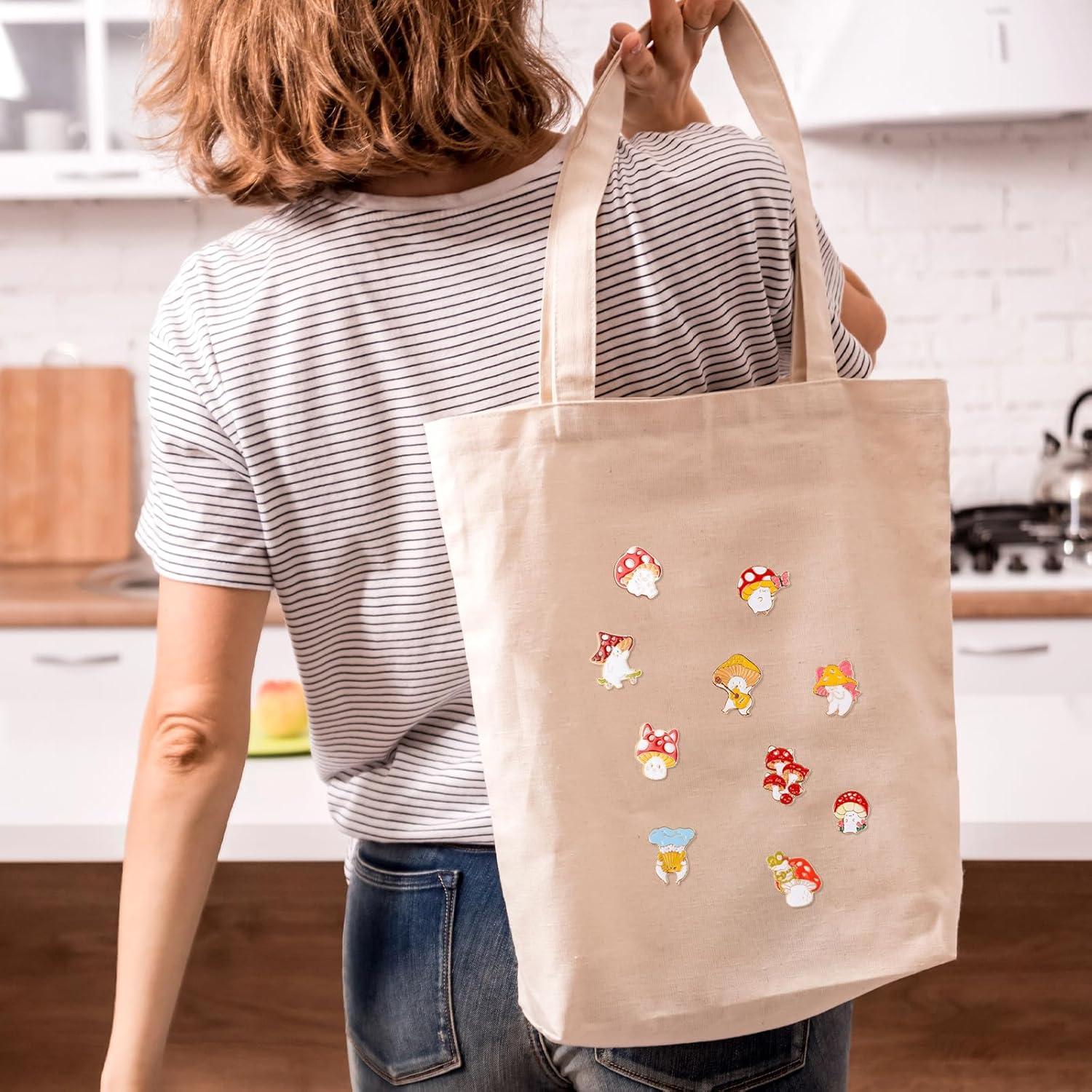 40 Pines de Esmalte de Champiñón IDOEJOY para Mochilas y Ropa