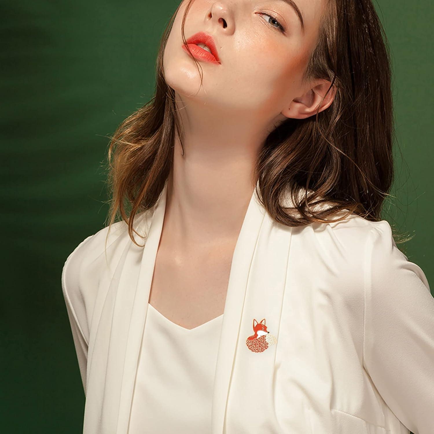 Juego de 4 Pines de Esmalte Animales Oso Zorro Gato Erizo