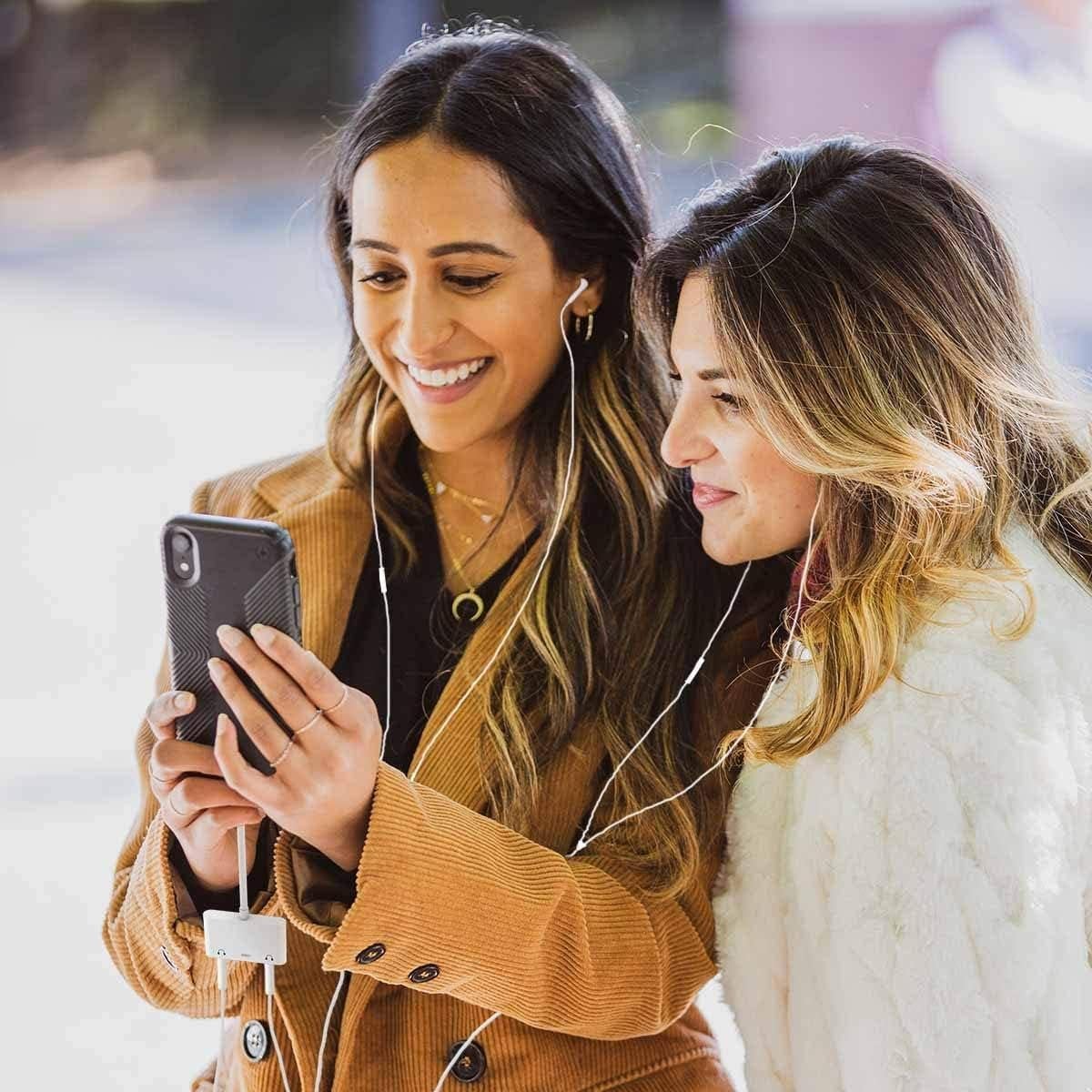 Adaptador de auriculares 3 en 1 CHENSHUN para iPhone y iPad