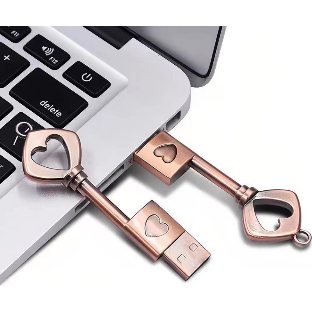 Unidad Flash USB 2.0 Smozer 64GB Corazón Llave Regalo