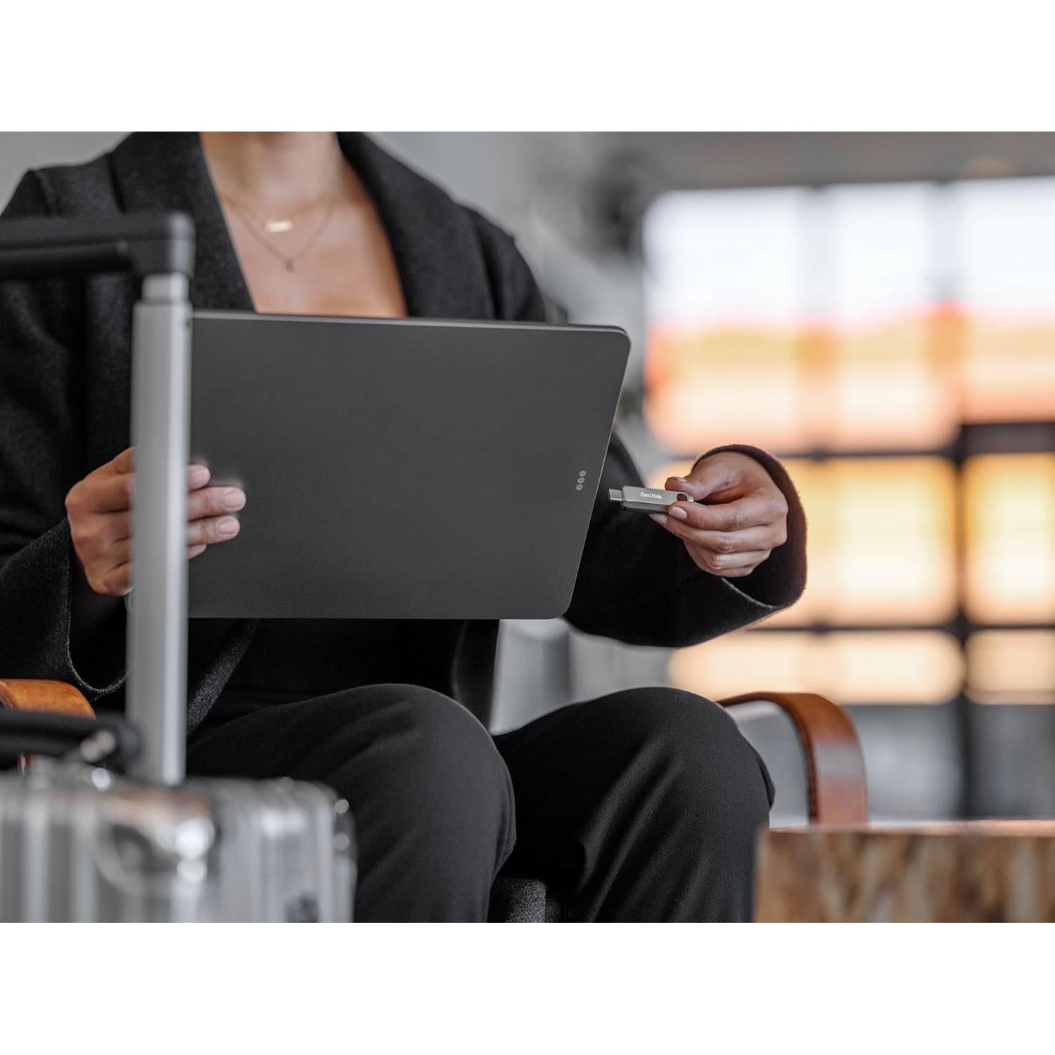 Unidad Flash SanDisk Ultra Luxe 128GB USB Tipo-C Metal