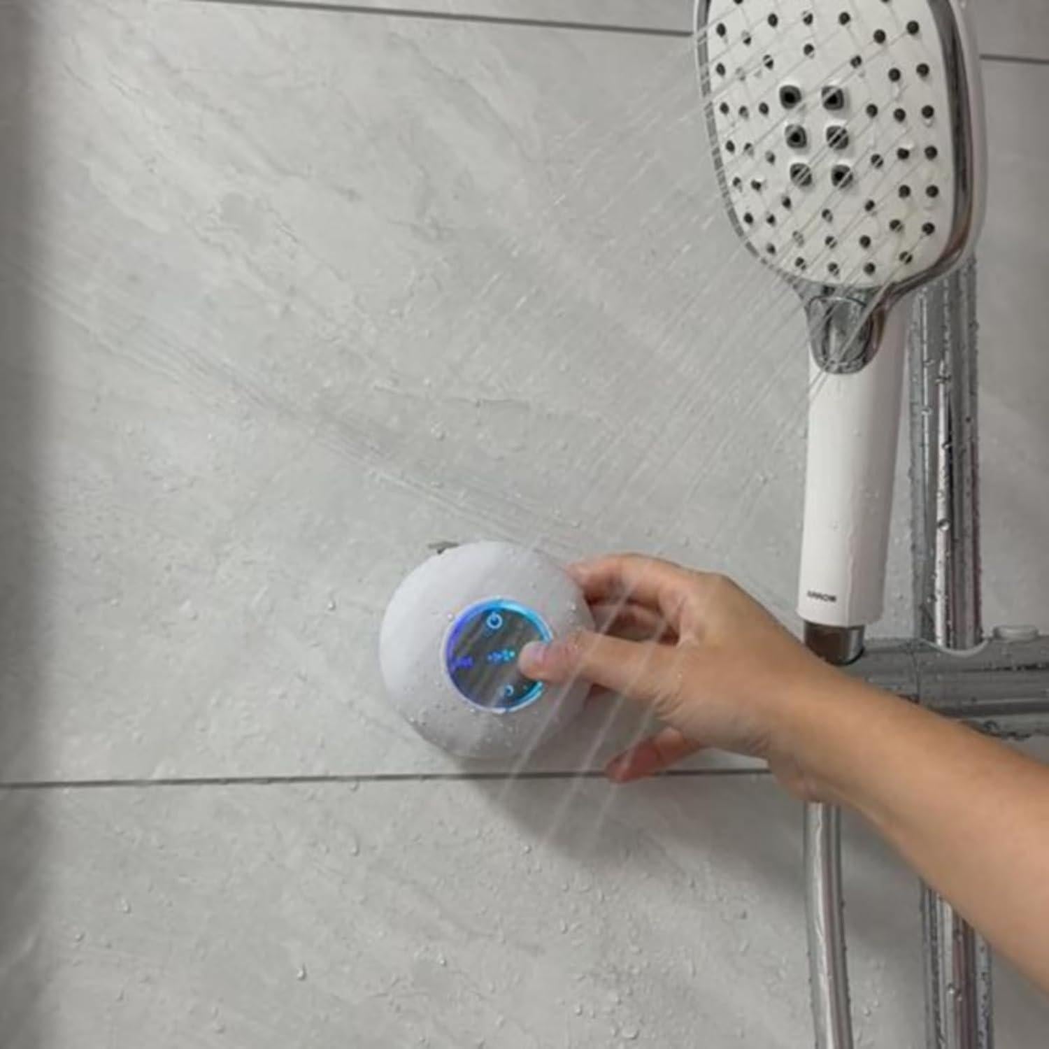 Altavoz Bluetooth Impermeable Luzsco con Ventosa y LED