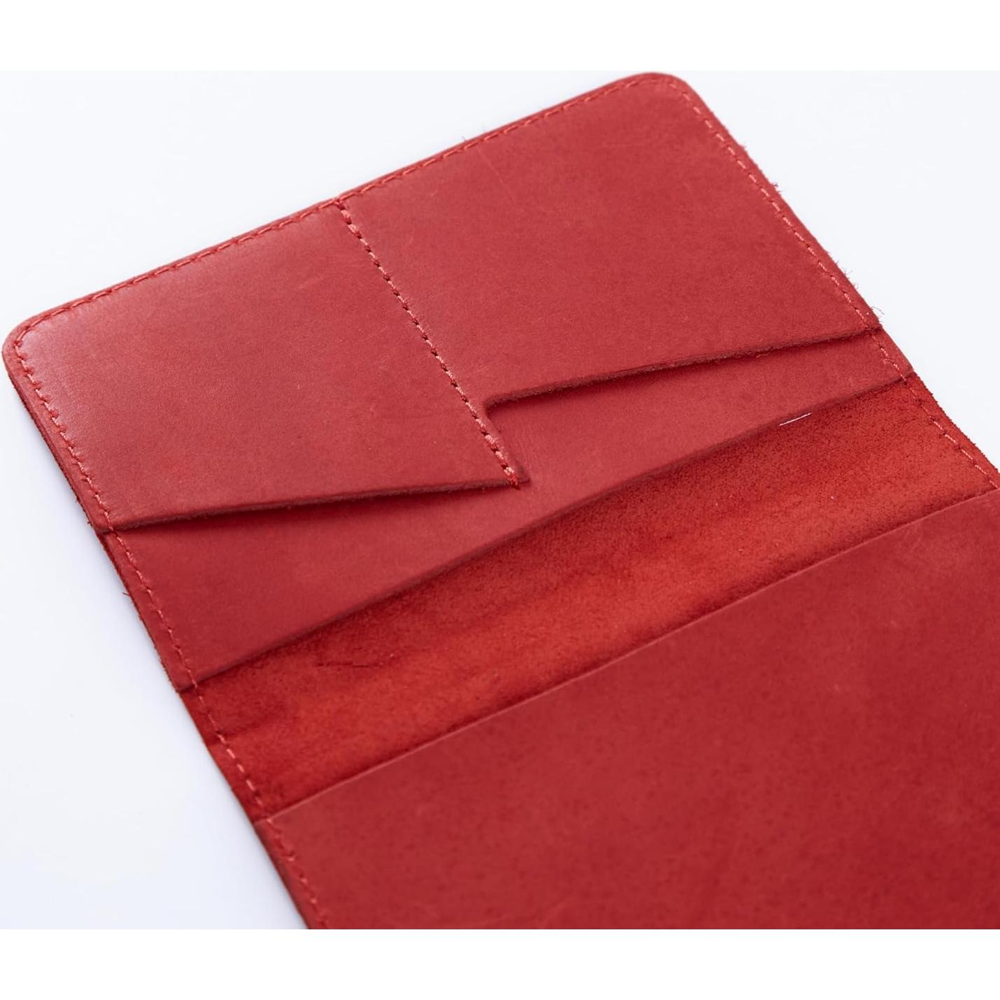 Porta Pasaporte INCARNE de Cuero Vintage Rojo con Ranuras