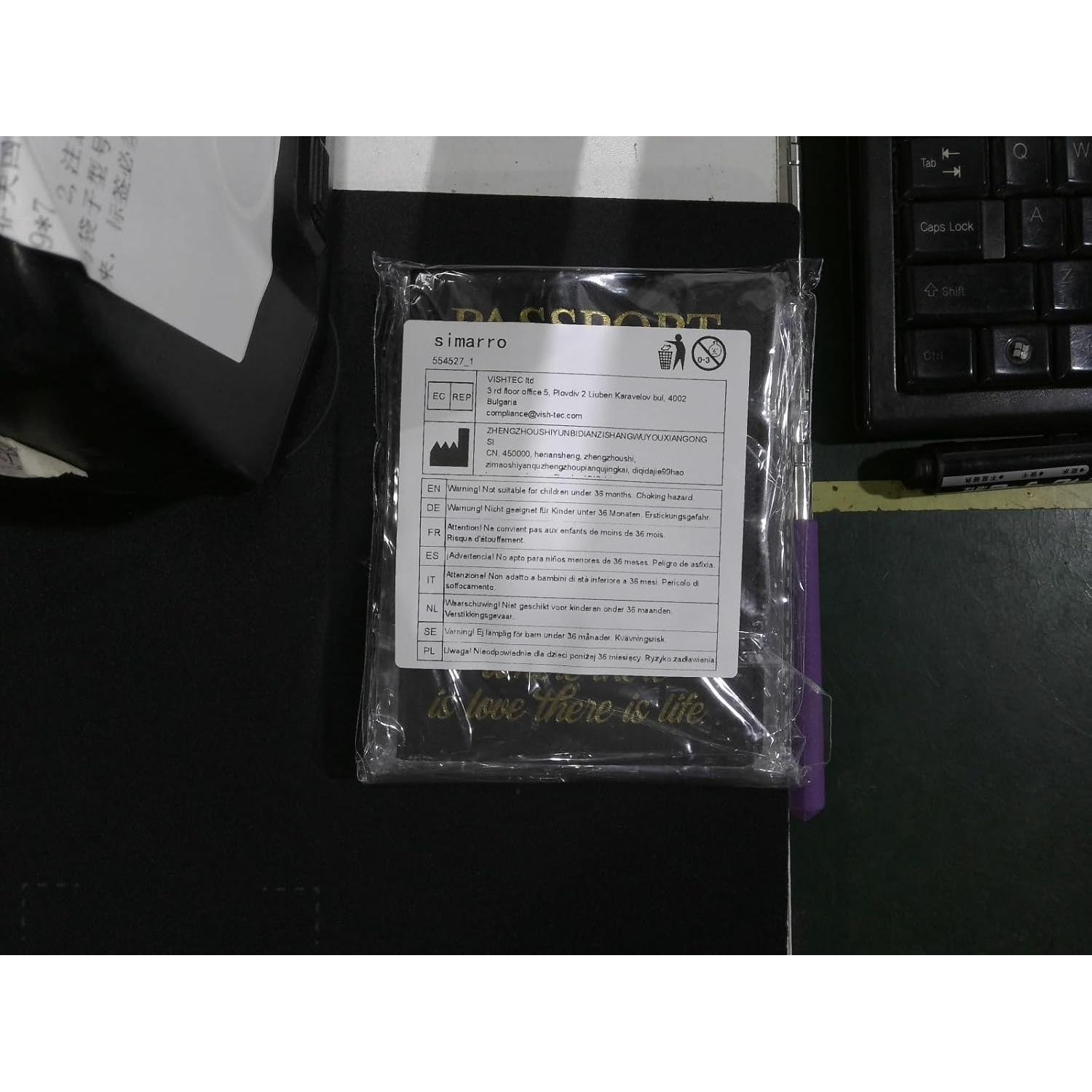 Conjunto de Fundas de Pasaporte y Etiquetas de Equipaje Simarro