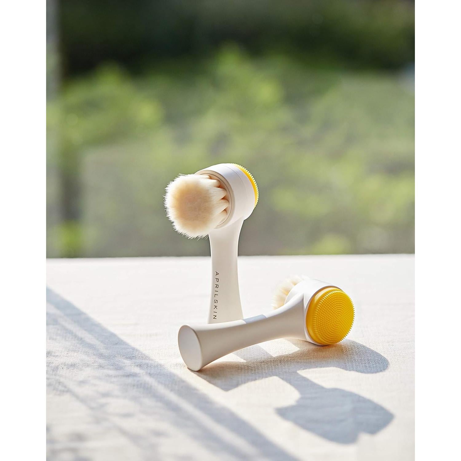 Cepillo de Limpieza Facial Dupla APRILSKIN - Cerdas Microfinas