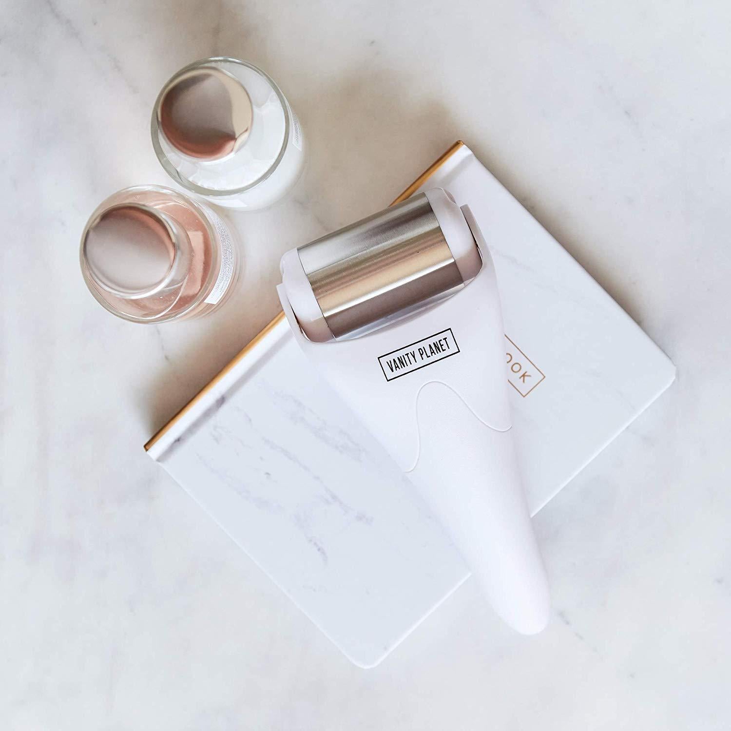 Rodillo de Hielo Facial Vanity Planet Revive Antienvejecimiento