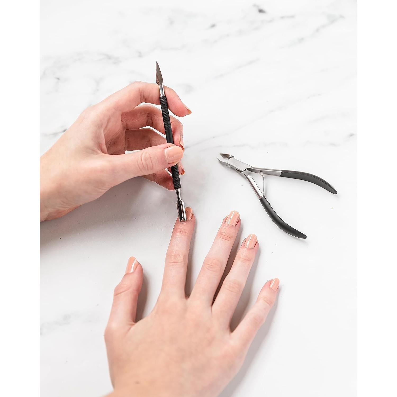 Juego de Cortador y Empujador de Cutículas Amazon Basics