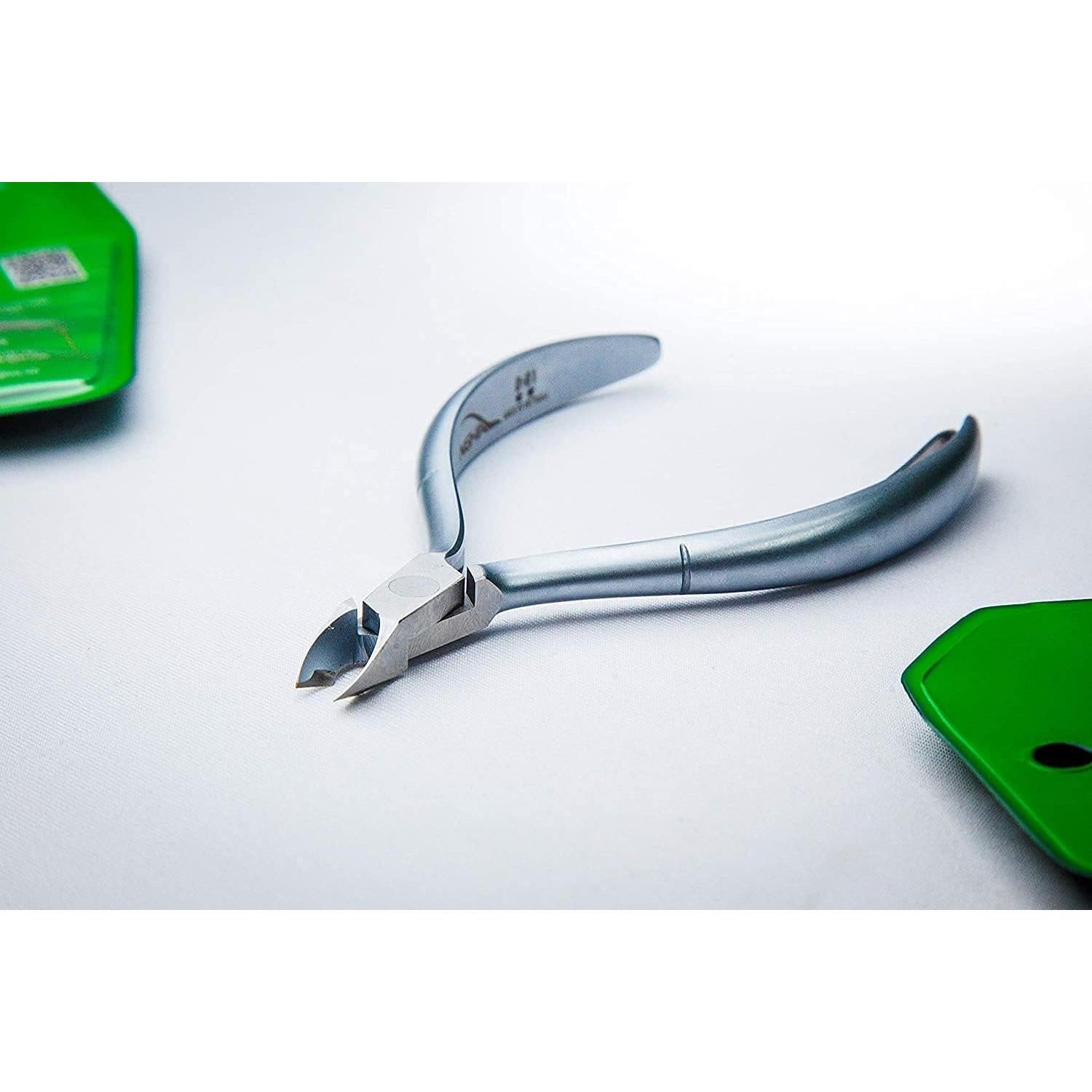 Cortador de Cutículas Profesional Nghia C-03 D01-14 Acero Inoxidable