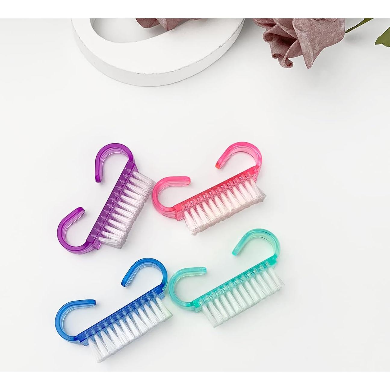 Paquete de 4 cepillos de uñas HANWER, mini coloridos ergonómicos