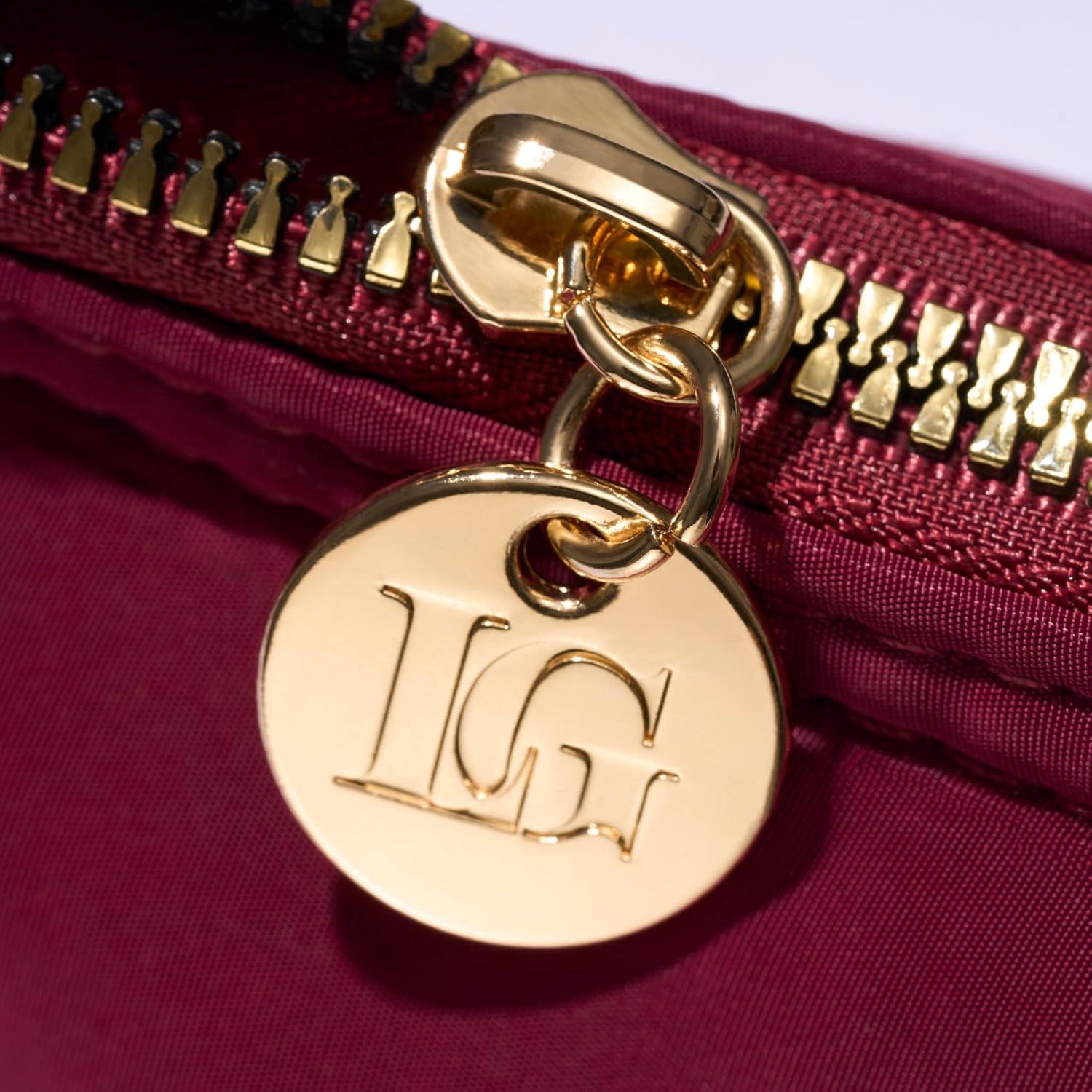 Bolsa de Maquillaje Quilted Laura Geller Burdeos con Estuche