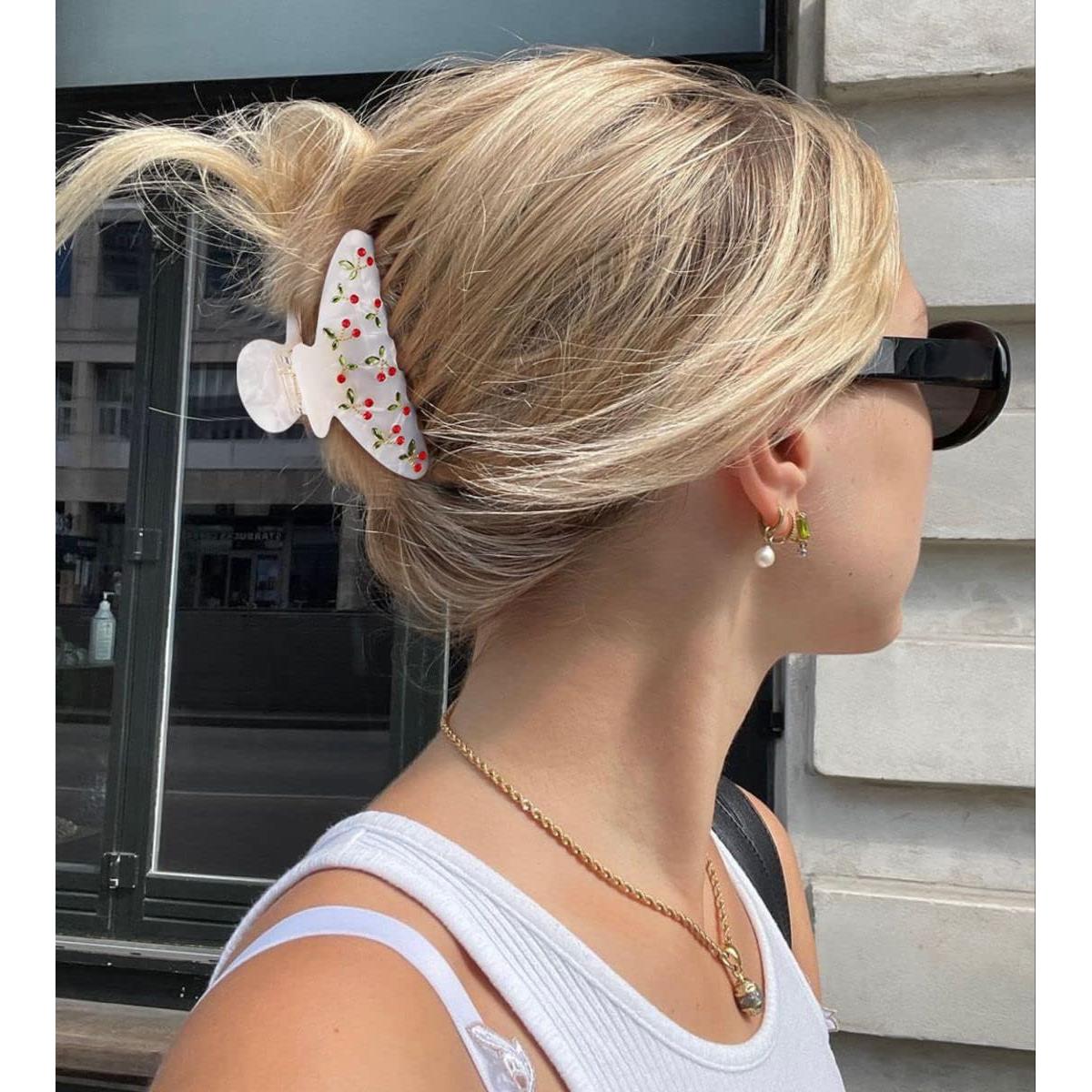 Clip de Pelo Garras Acrílico LILIE&WHITE Cereza Roja con Rhinestones