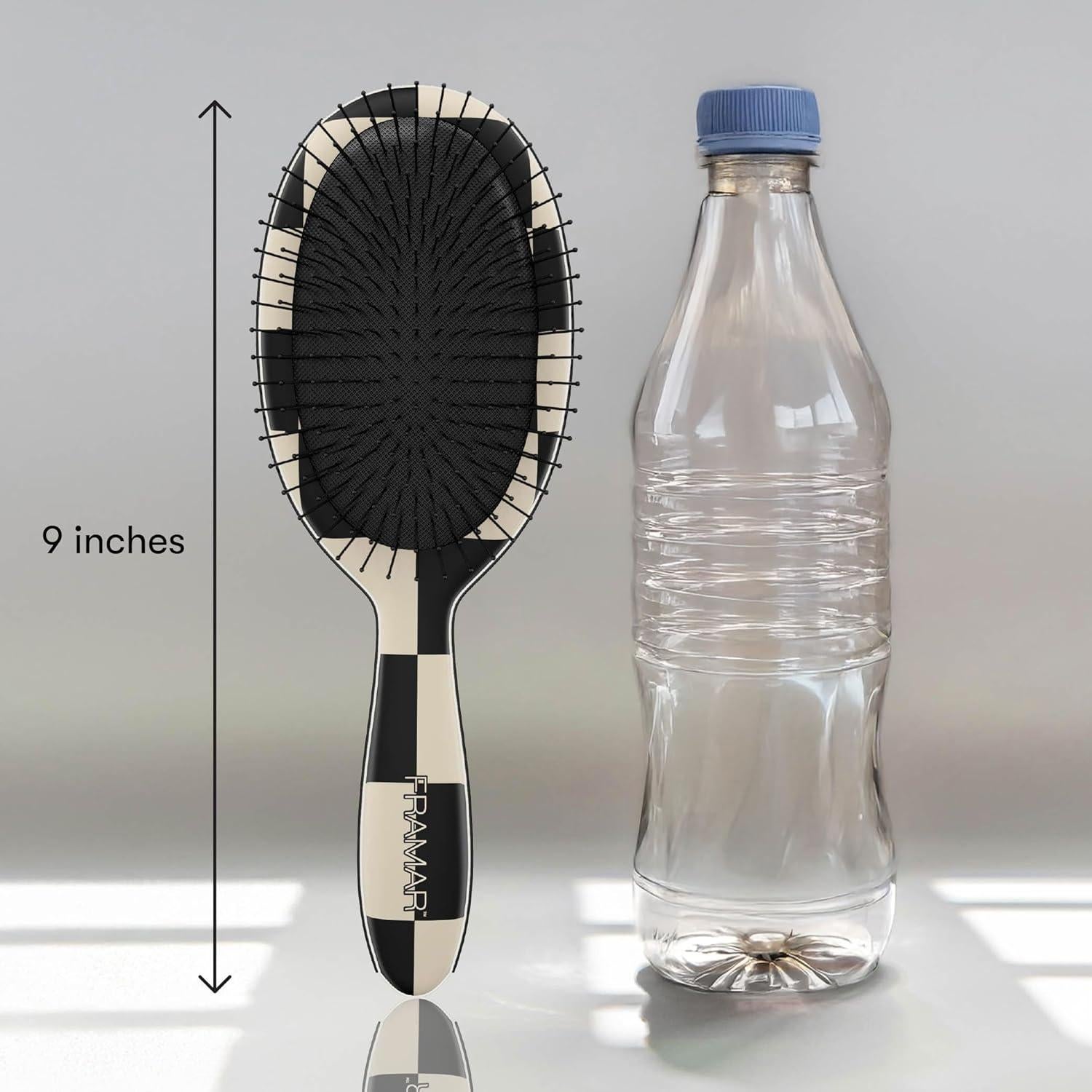 Cepillo Desenredante FRAMAR Cuadros Neutros para Cabello