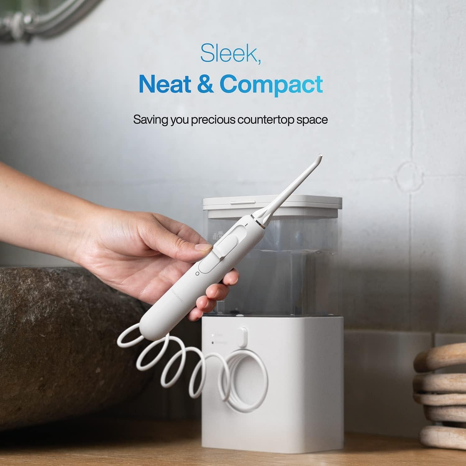 Irrigador Dental AquaSonic Aqua Flosser PRO 591ml Blanco