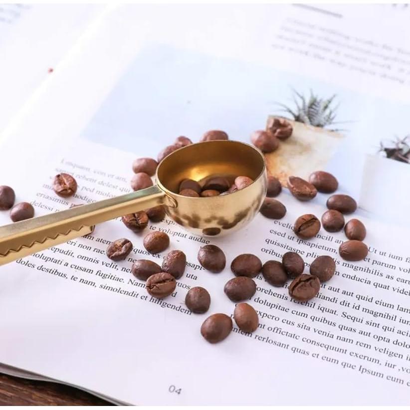 Combo de Café Arôme: Cucharón y Cuchara Dorada 2 Piezas