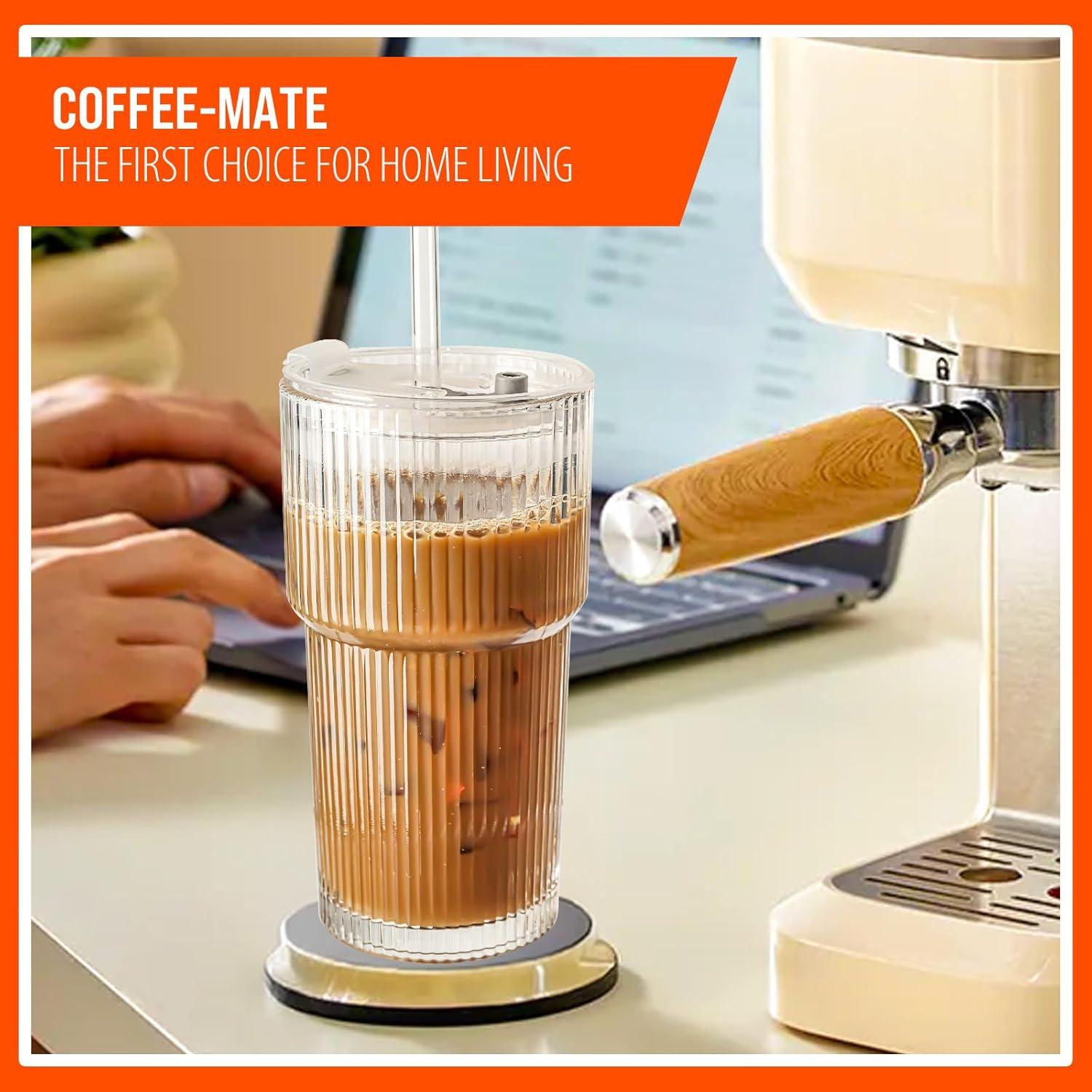 Vasos de vidrio acanalados SUROQUE 590ml con tapas y popotes