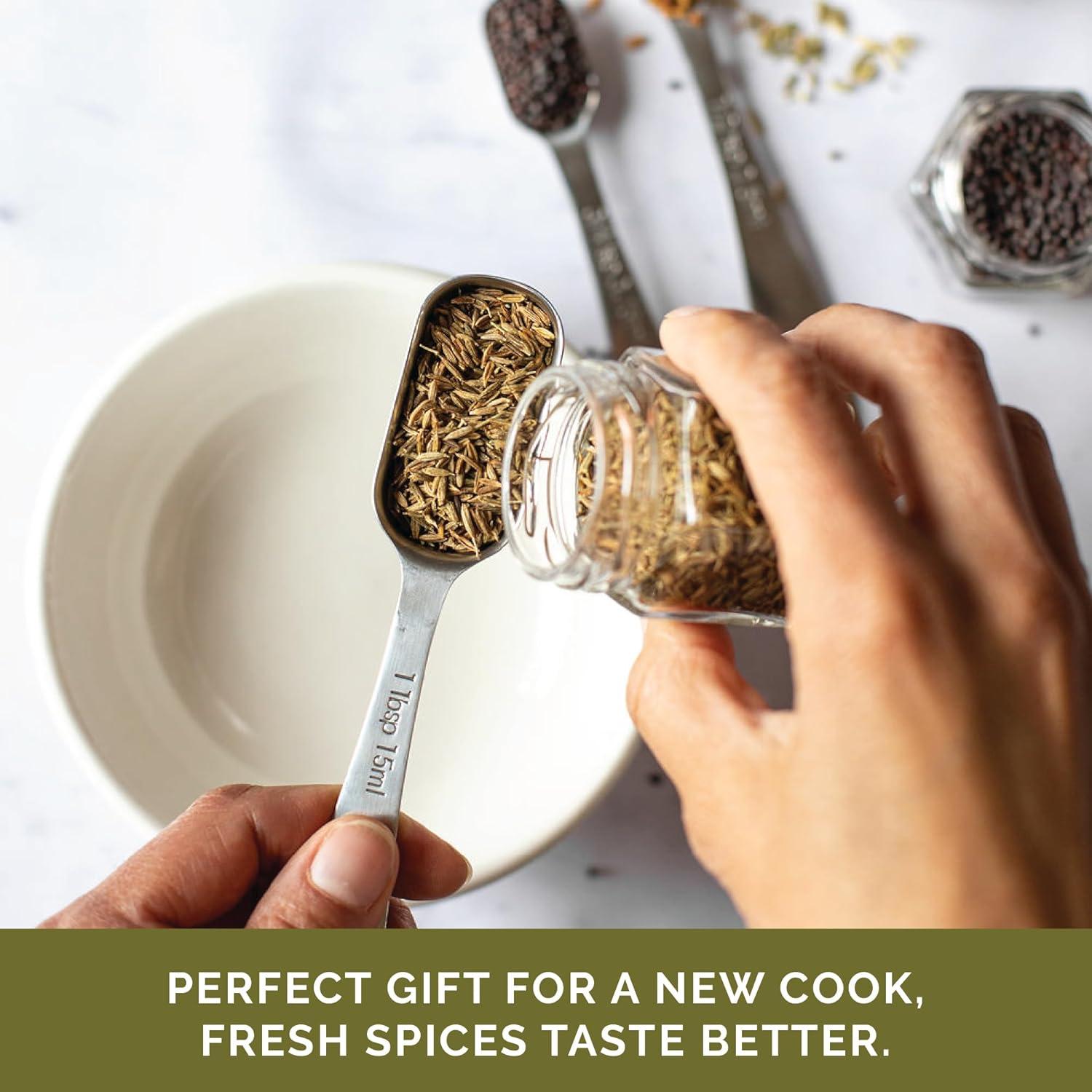 Kit de despensa Gneiss Spice | 24 tarros magnéticos de especias