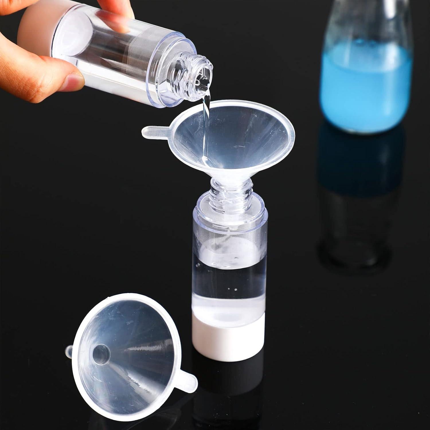 100 Mini Embudos de Plástico Hoolerry 5.49 cm para Llenar Botellas