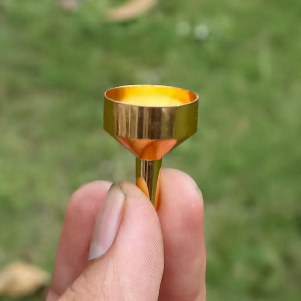 Juego de 10 embudos metálicos mini dorados Jinshining